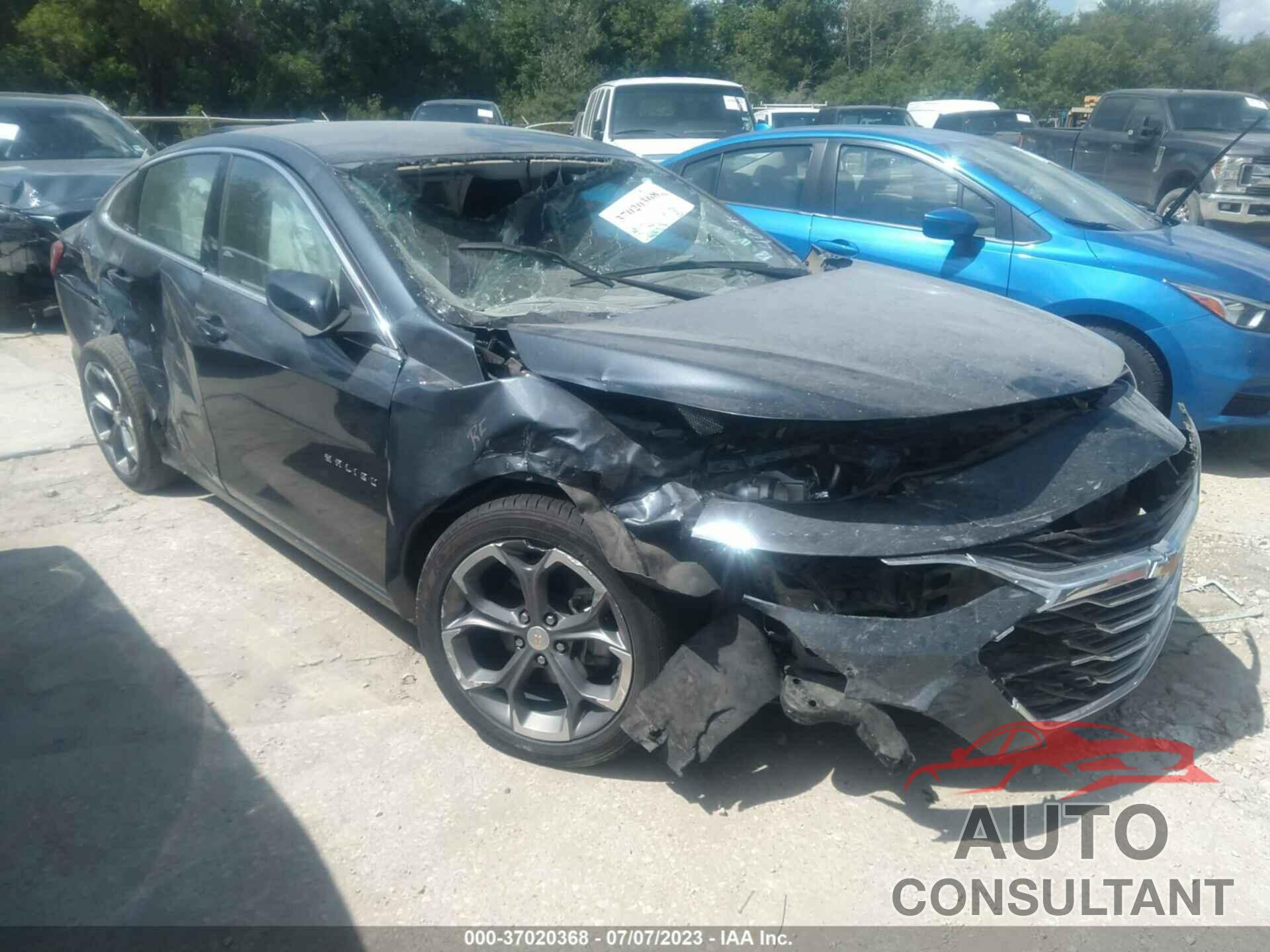 CHEVROLET MALIBU 2021 - 1G1ZD5ST7MF004087