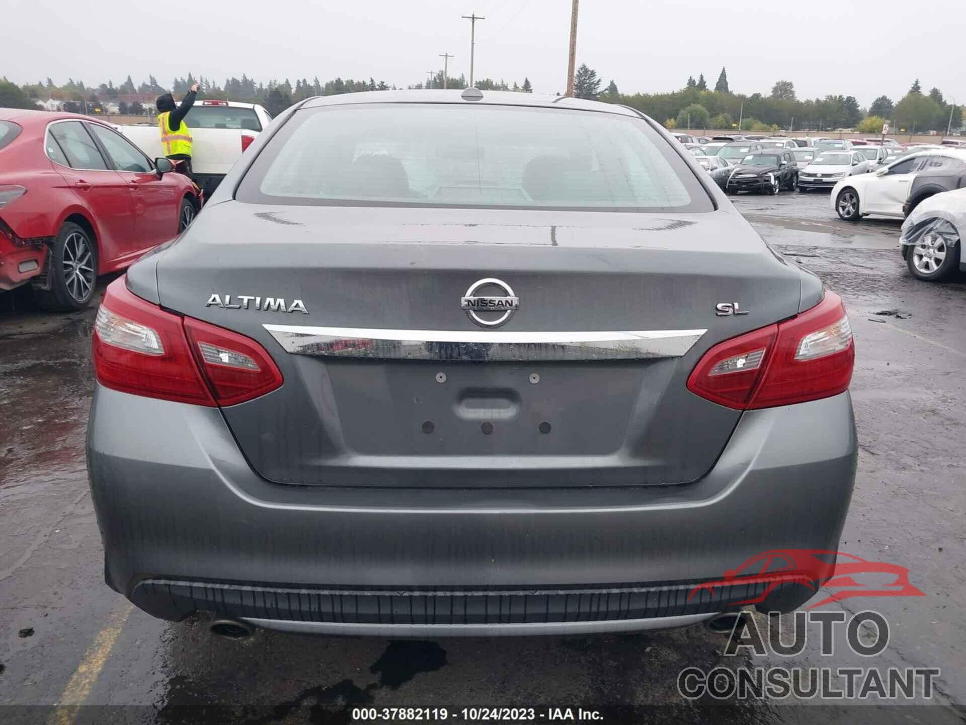 NISSAN ALTIMA 2018 - 1N4AL3AP1JC183892