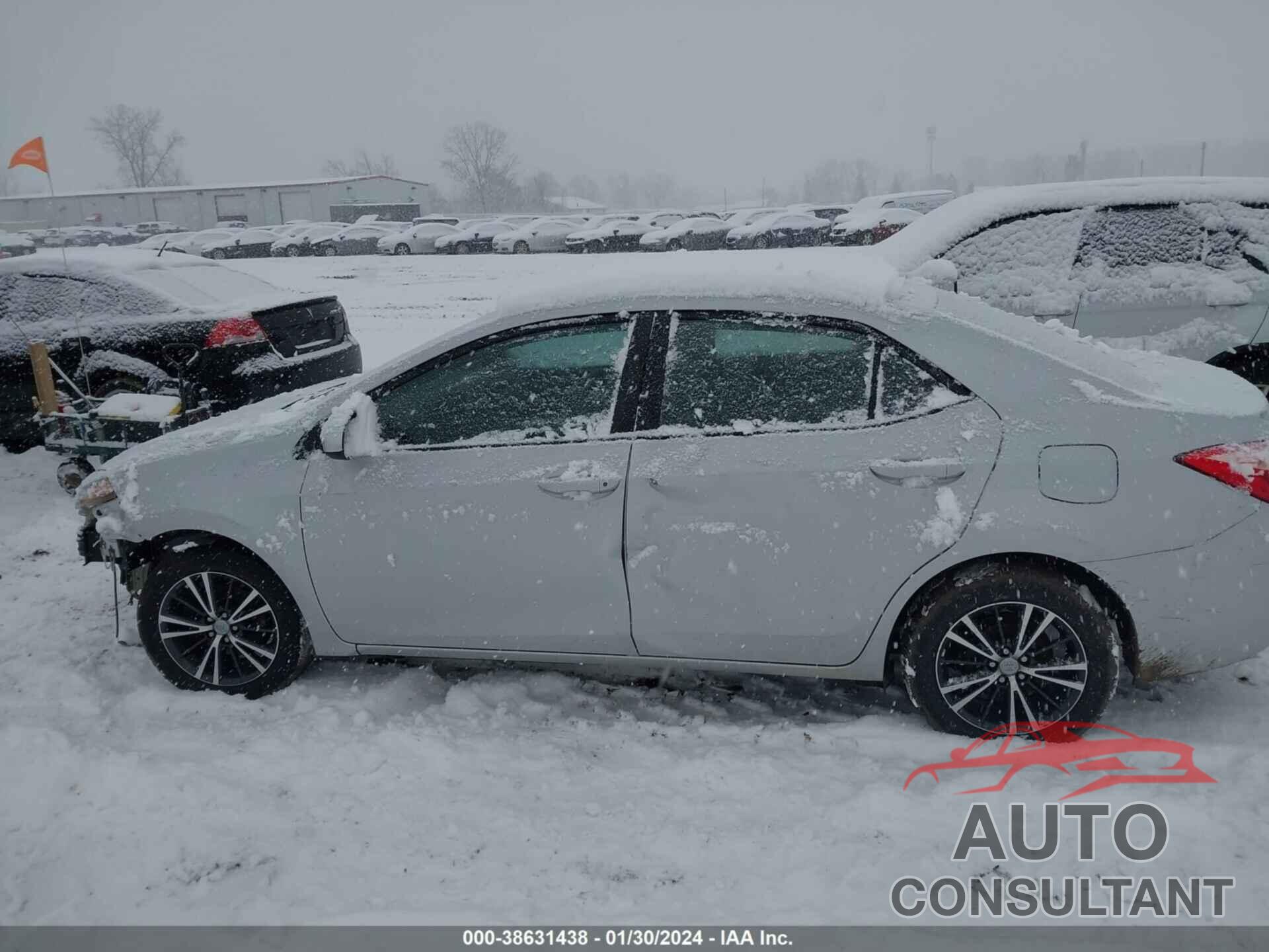 TOYOTA COROLLA 2017 - 5YFBURHE3HP618531