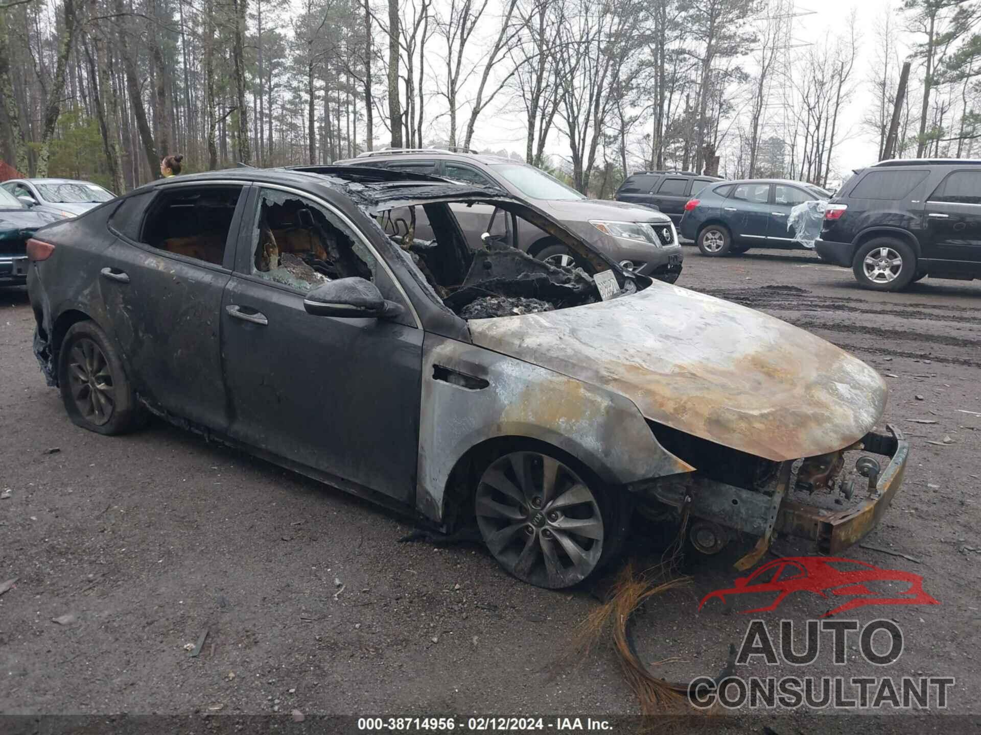 KIA OPTIMA 2016 - 5XXGU4L38GG117866
