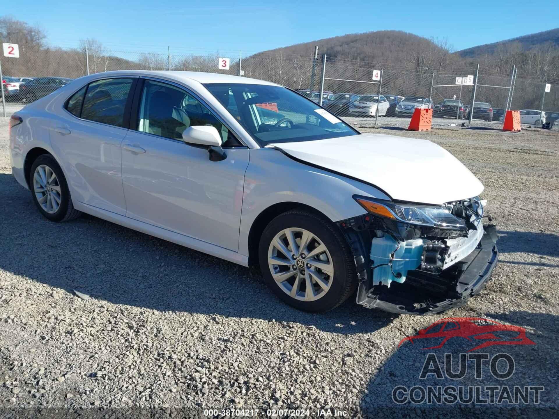 TOYOTA CAMRY 2024 - 4T1C11AK9RU862926