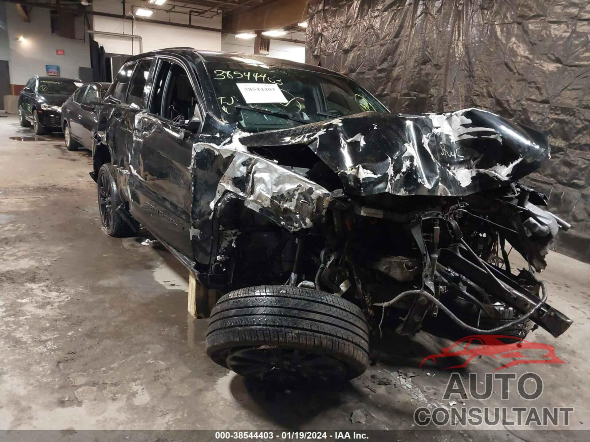 JEEP GRAND CHEROKEE 2019 - 1C4RJFAG3KC701961