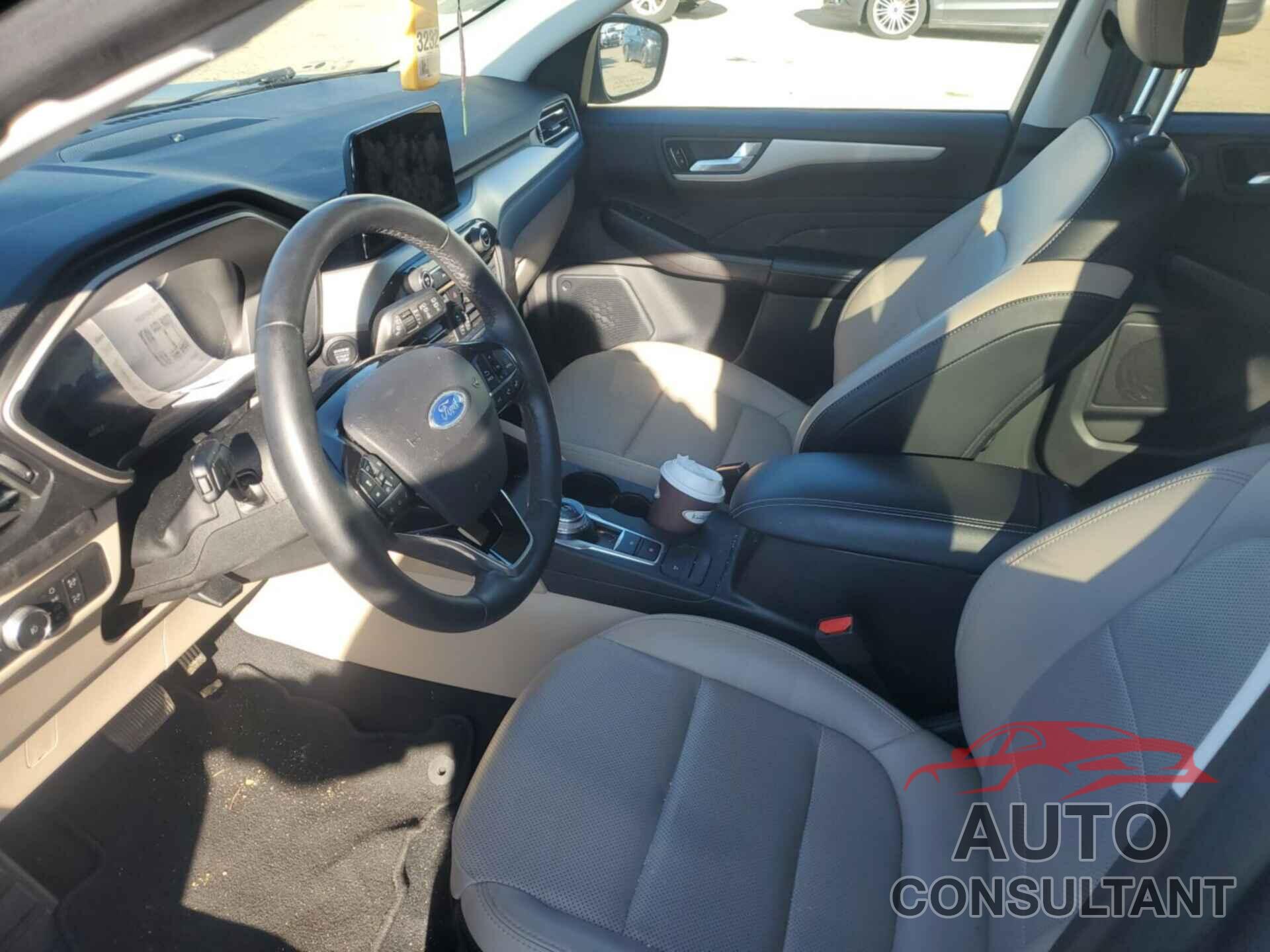 FORD ESCAPE 2021 - 1FMCU9CZ4MUA83667