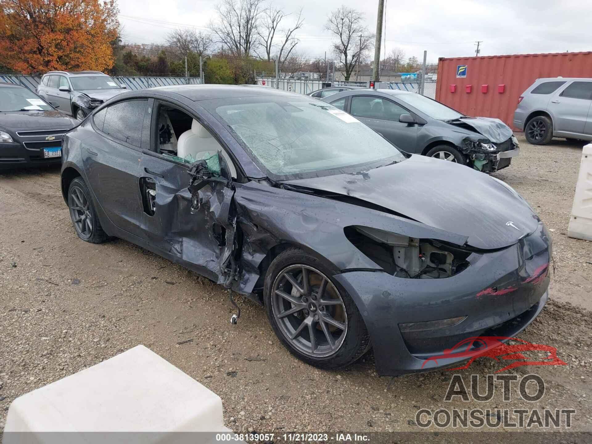 TESLA MODEL 3 2022 - 5YJ3E1EA3NF121846
