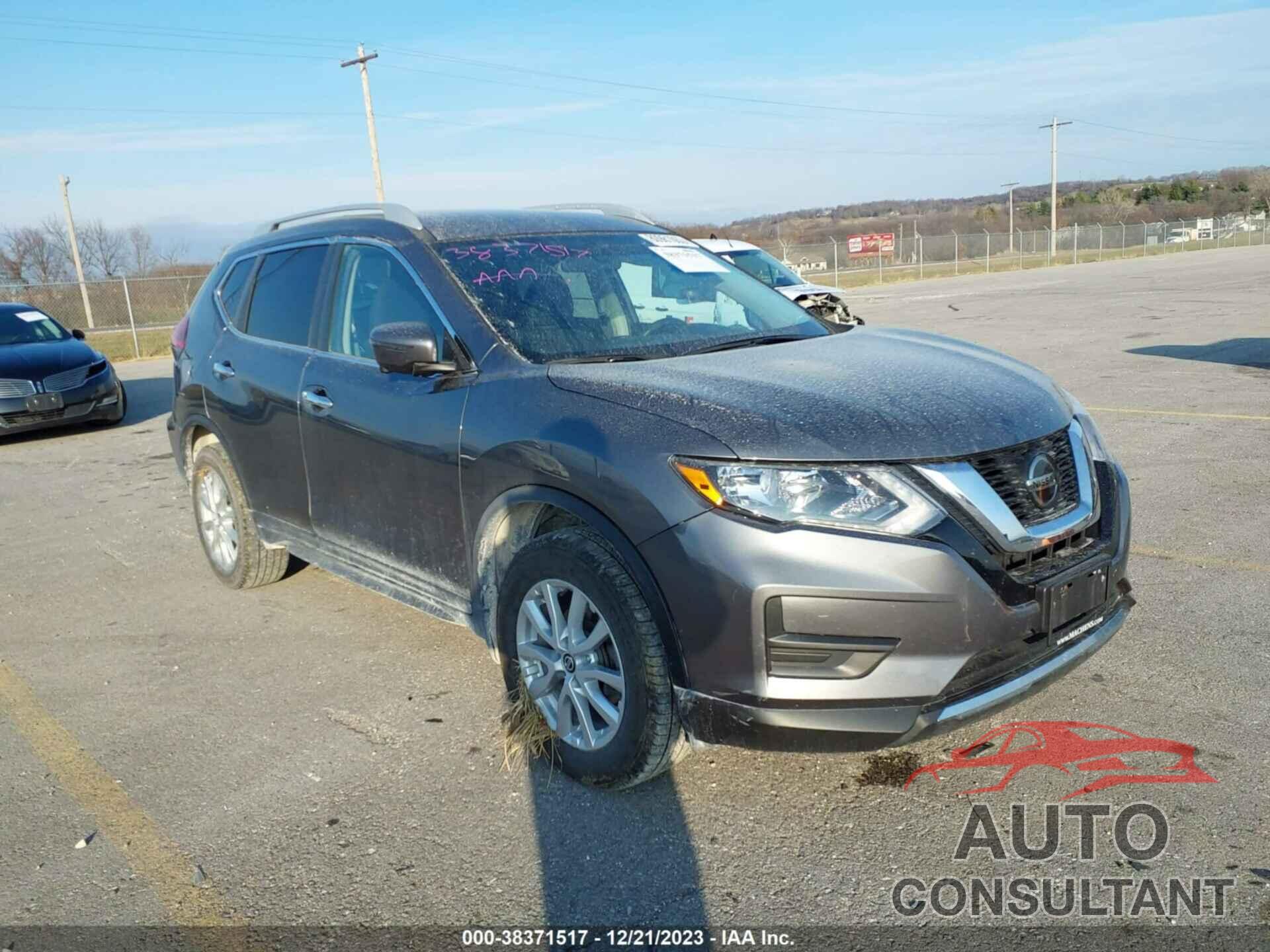 NISSAN ROGUE 2018 - 5N1AT2MV3JC828407