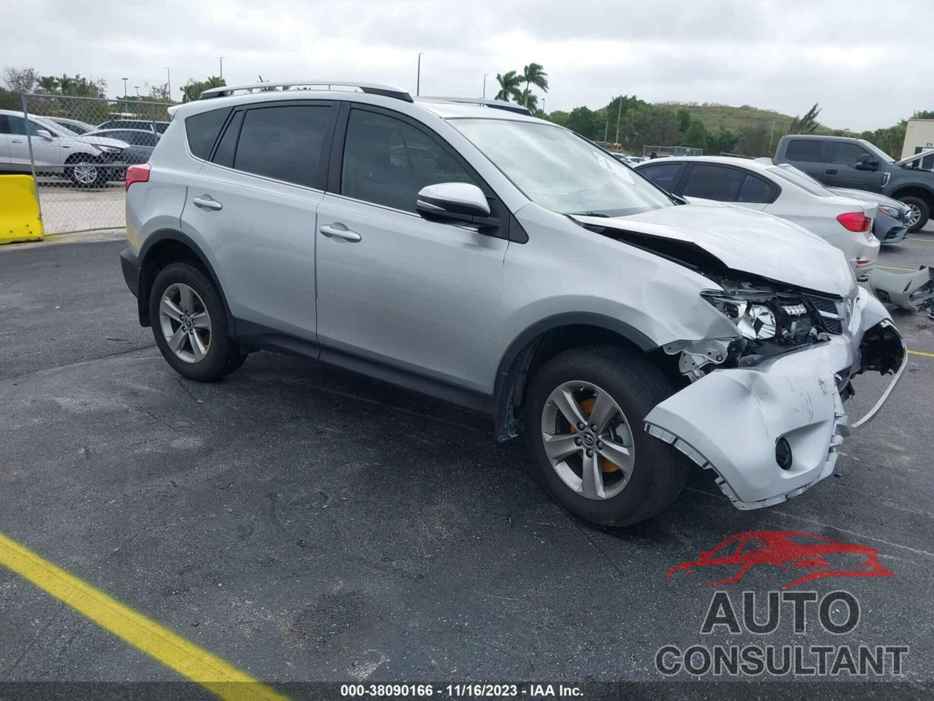 TOYOTA RAV4 2015 - JTMWFREV1FJ055710
