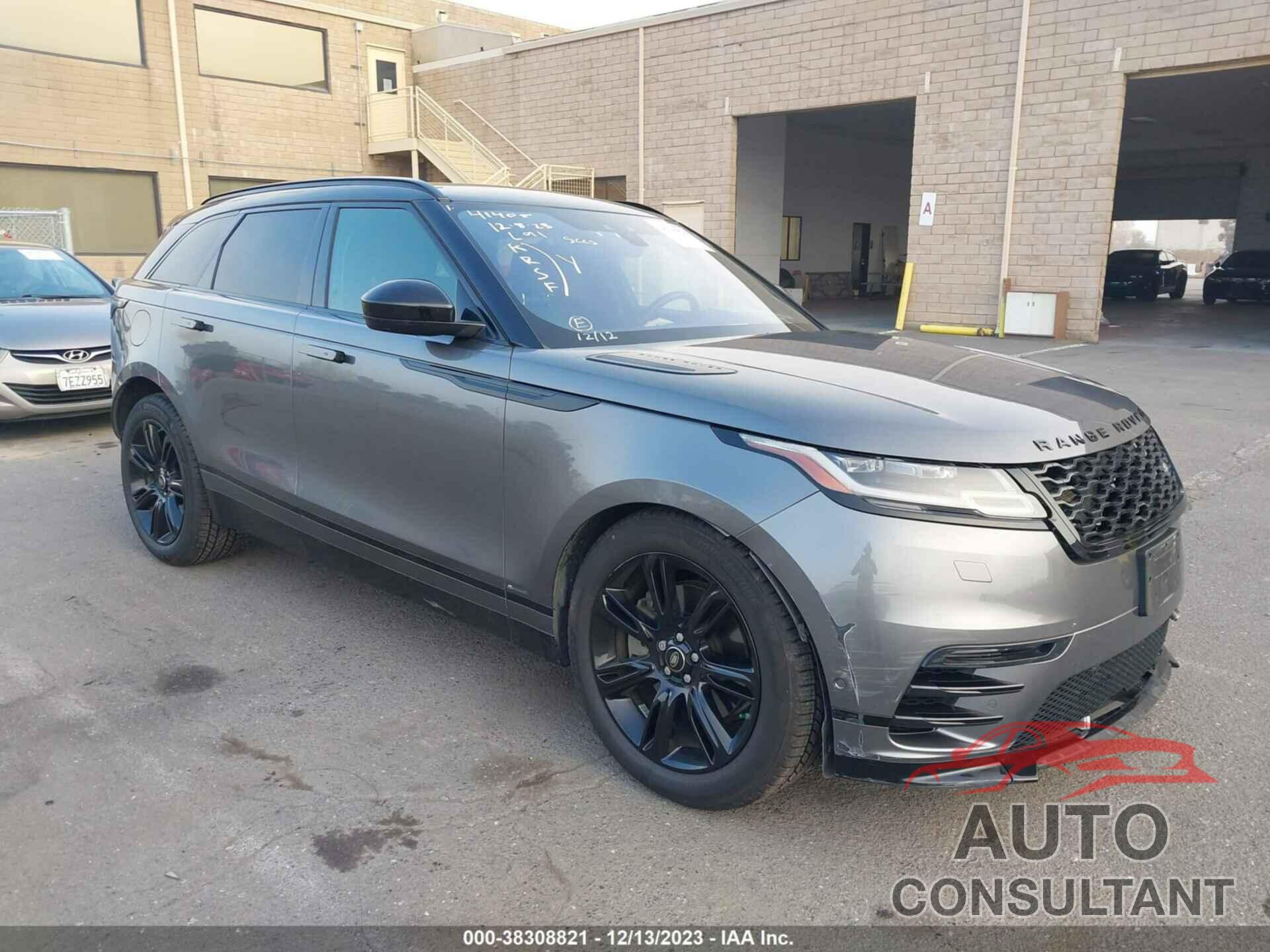 LAND ROVER RANGE ROVER VELAR 2019 - SALYL2FV2KA215071