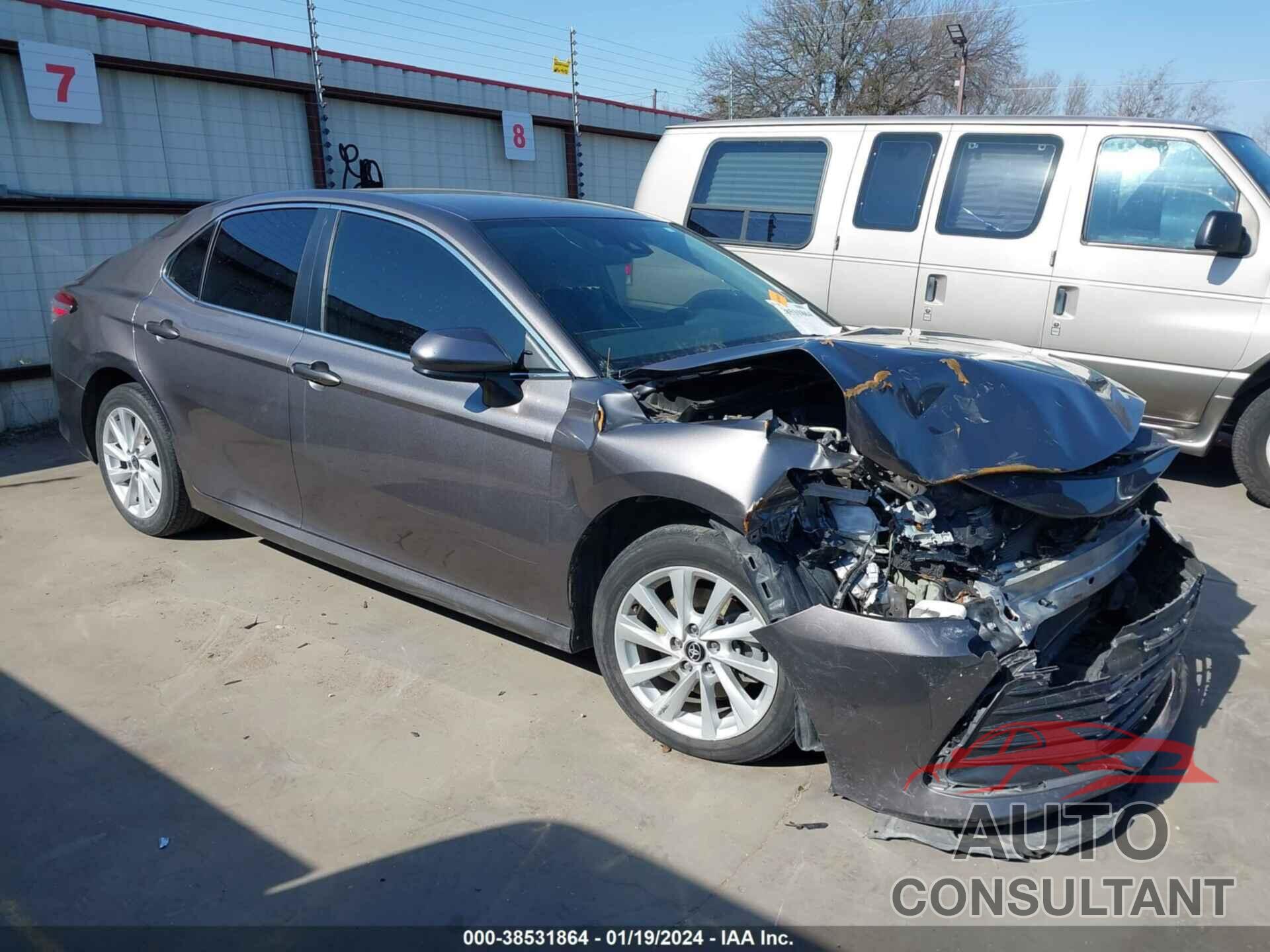 TOYOTA CAMRY 2021 - 4T1C11AK7MU606325