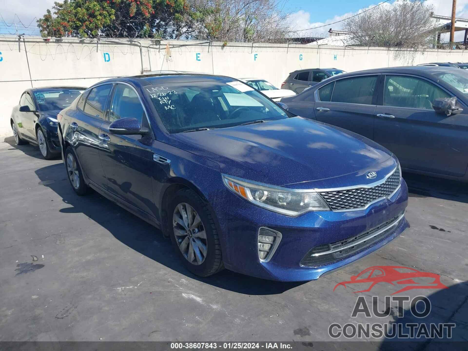 KIA OPTIMA 2018 - 5XXGT4L30JG245304