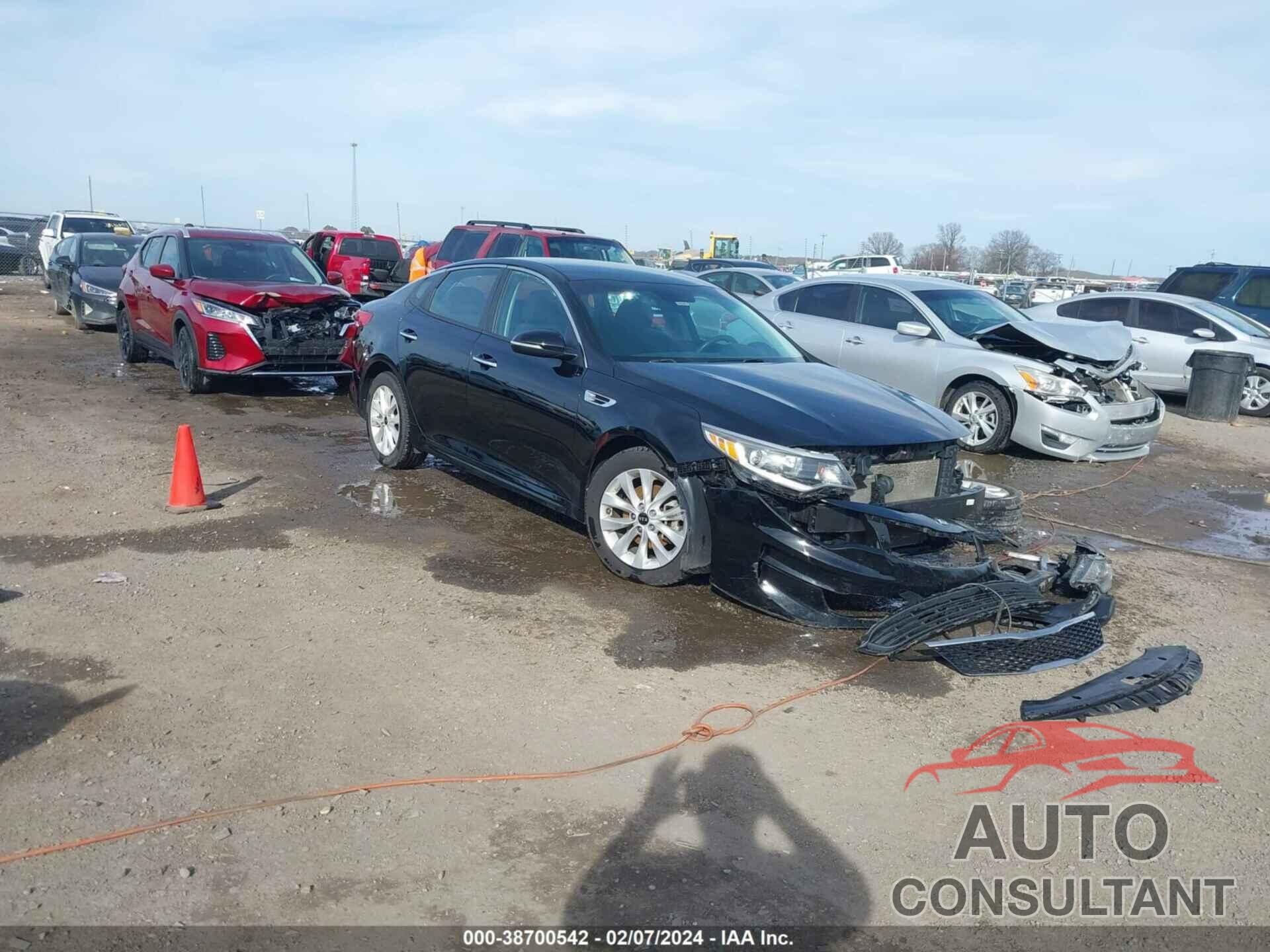 KIA OPTIMA 2016 - 5XXGT4L32GG001842