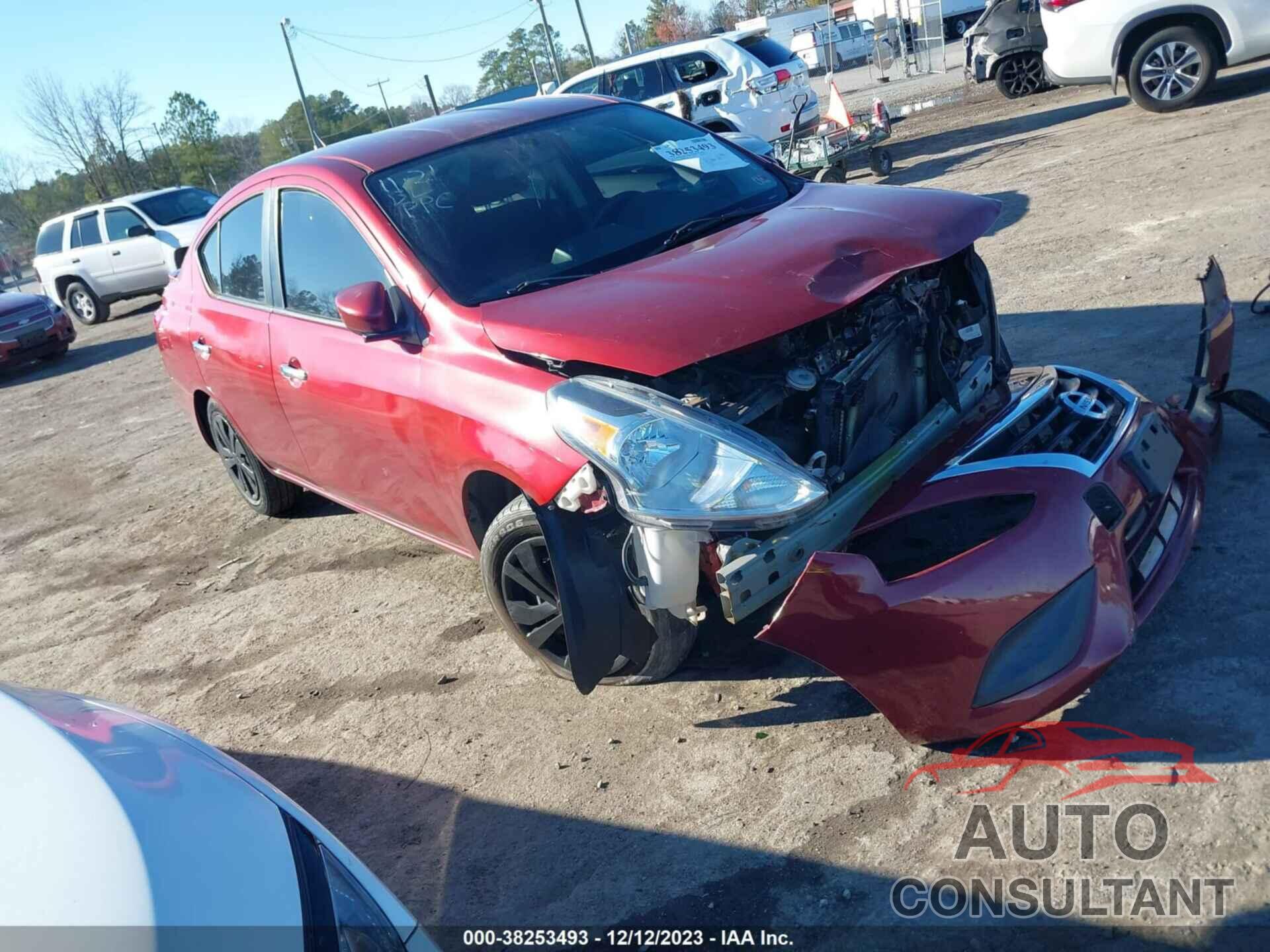 NISSAN VERSA 2017 - 3N1CN7AP0HL814766