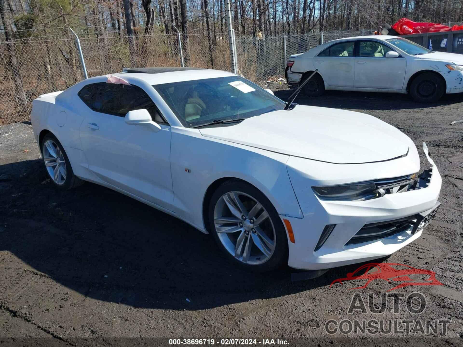 CHEVROLET CAMARO 2018 - 1G1FD1RX6J0133909