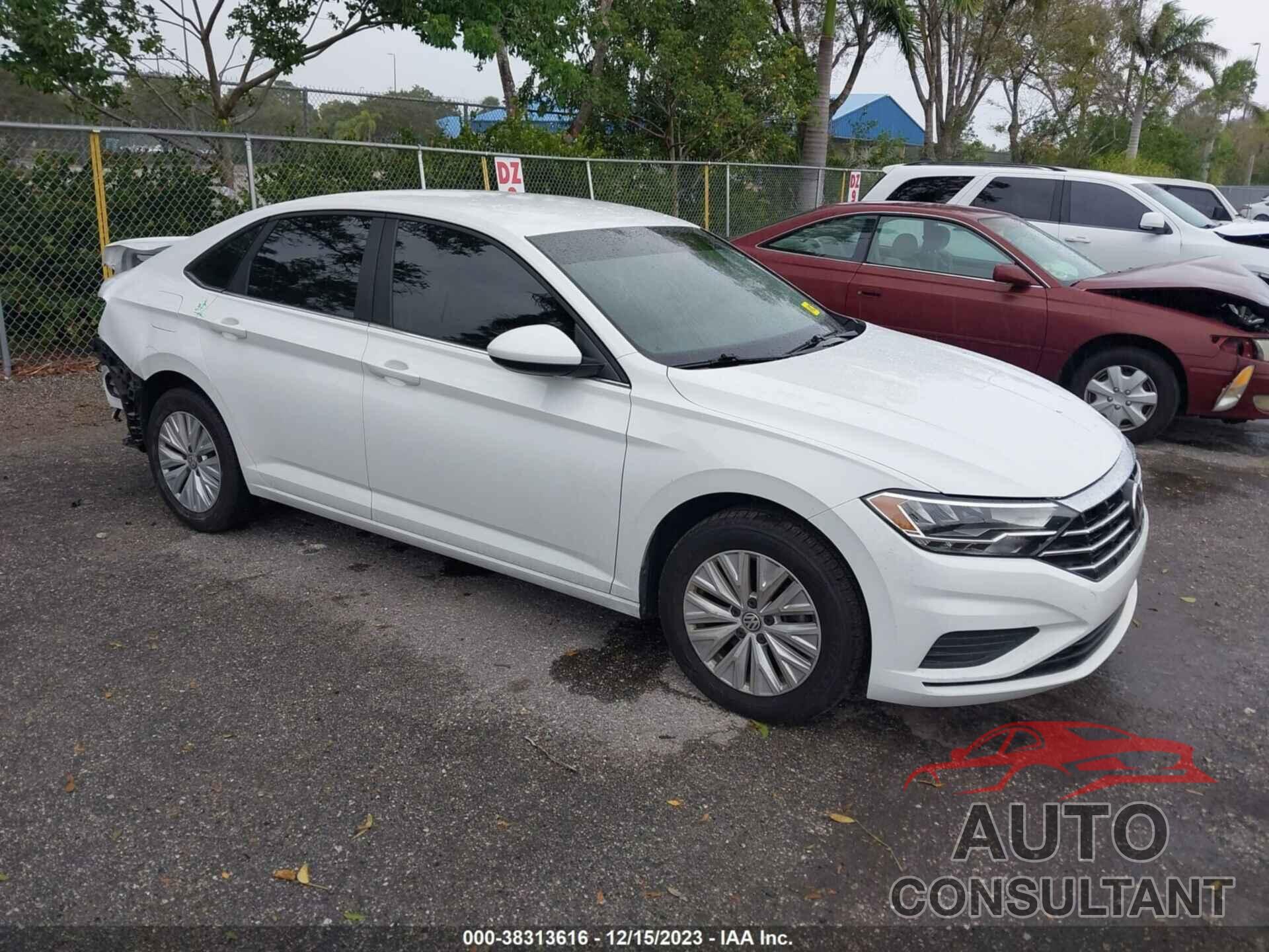 VOLKSWAGEN JETTA 2019 - 3VWC57BU3KM156960
