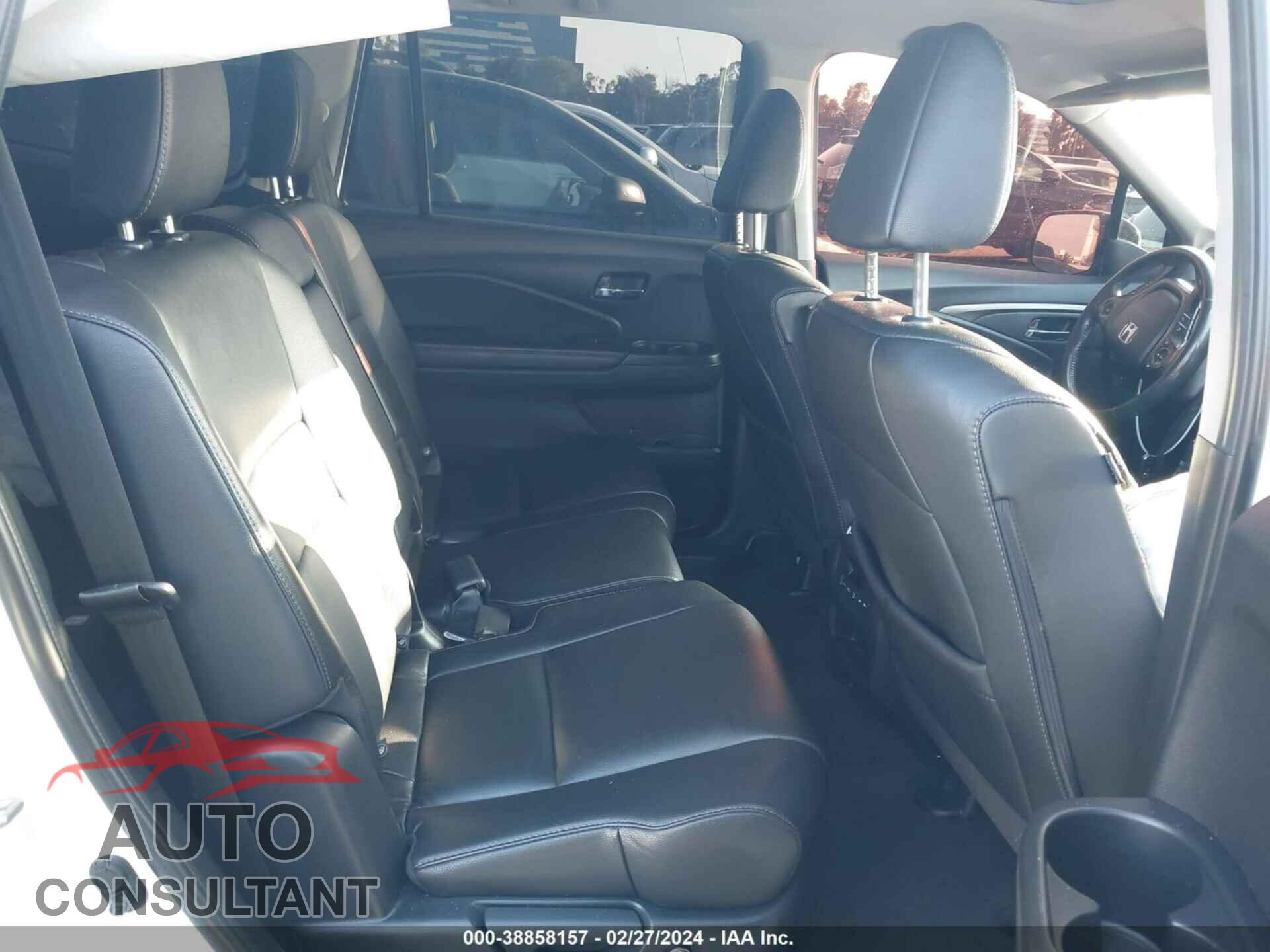 HONDA PILOT 2018 - 5FNYF5H58JB019672