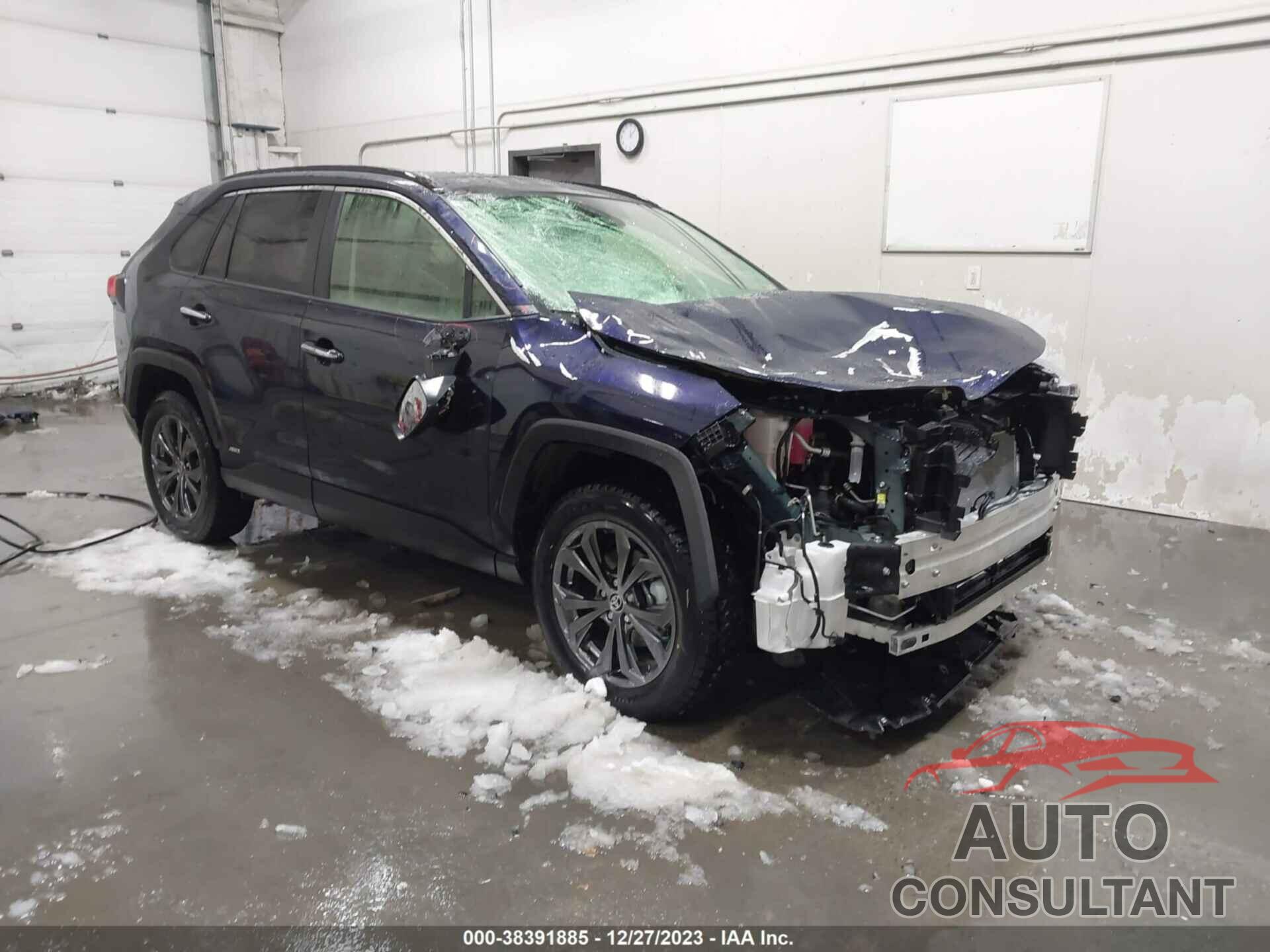 TOYOTA RAV4 2024 - JTMD6RFV7RJ041269