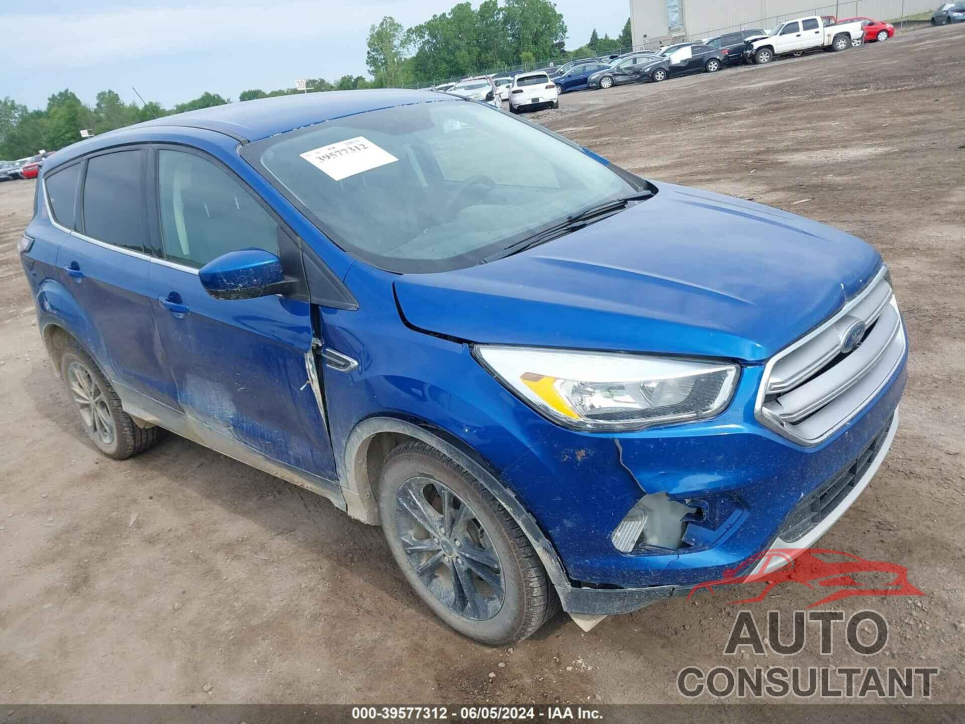 FORD ESCAPE 2017 - 1FMCU0GD6HUB99503