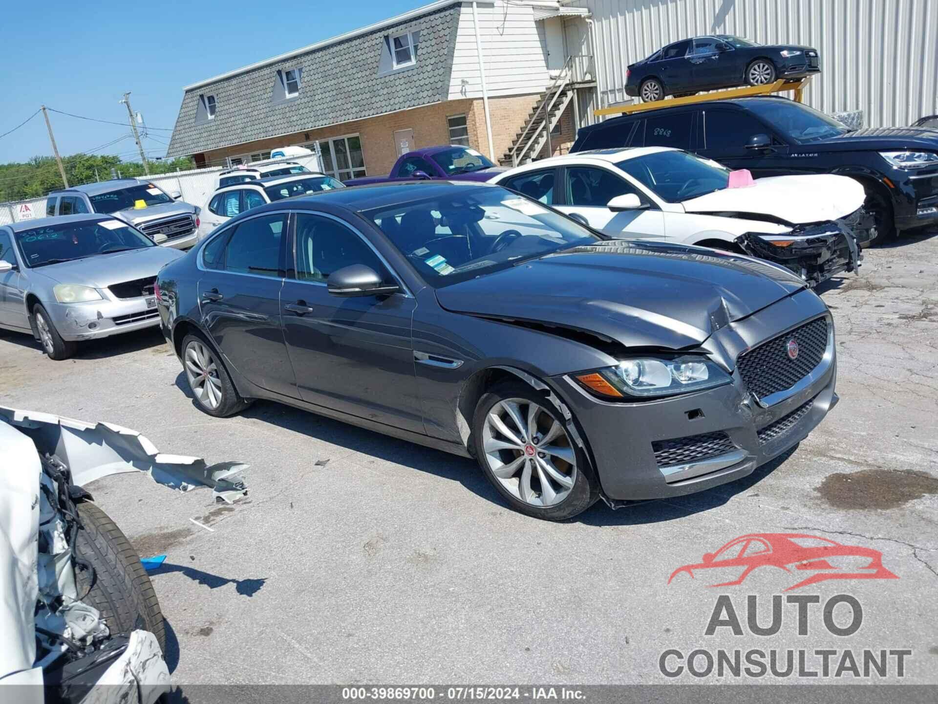 JAGUAR XF 2018 - SAJBJ4FX3JCY55780