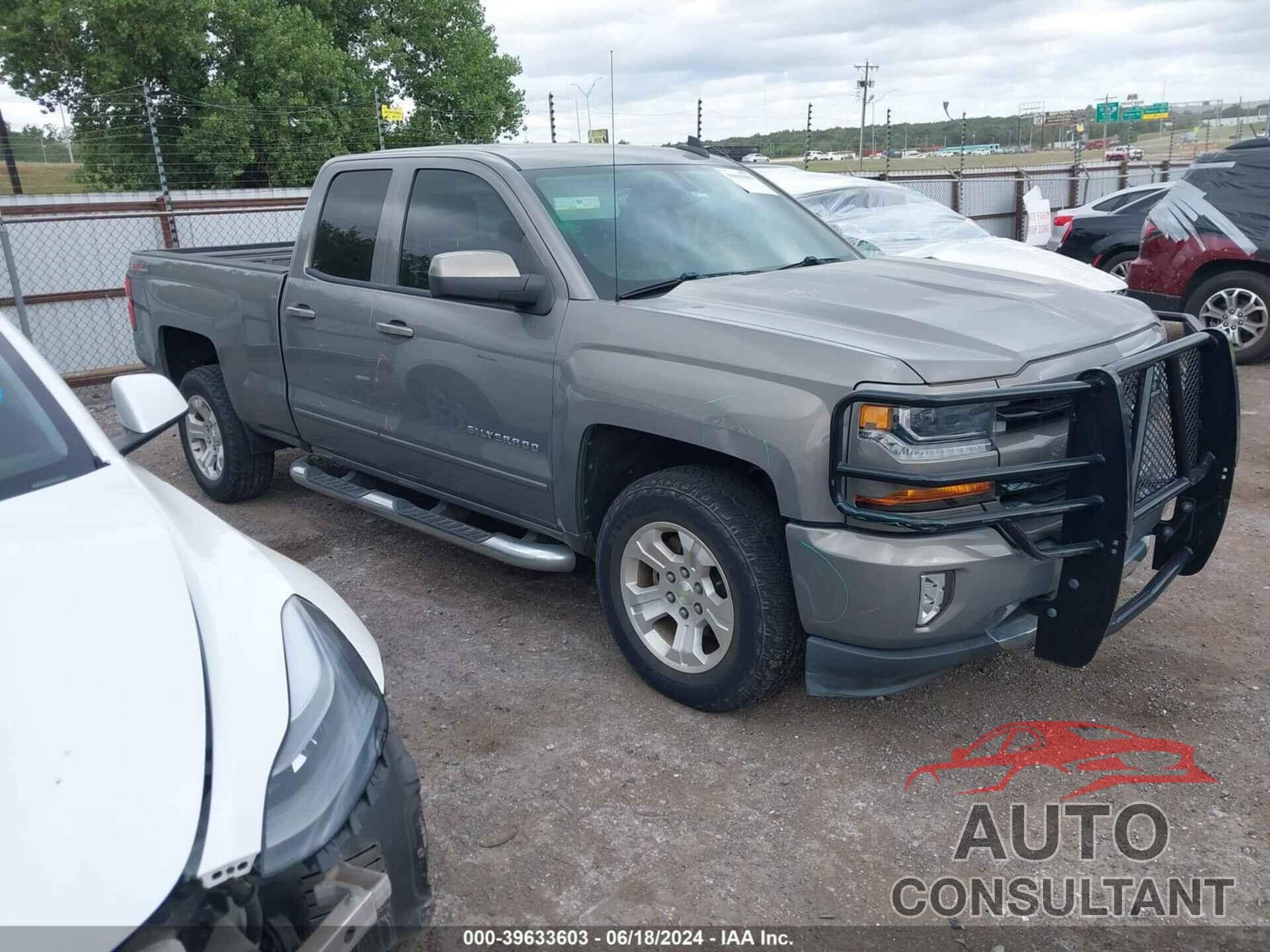 CHEVROLET SILVERADO 1500 2017 - 1GCVKREC0HZ221158