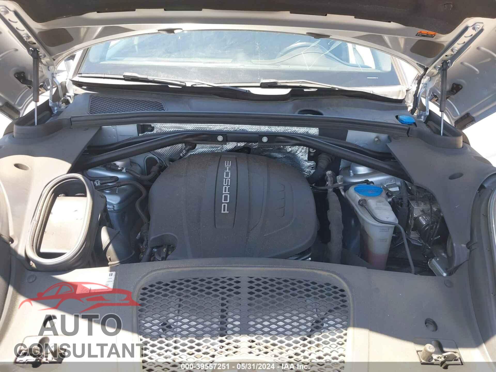 PORSCHE MACAN 2017 - WP1AA2A57HLB05165