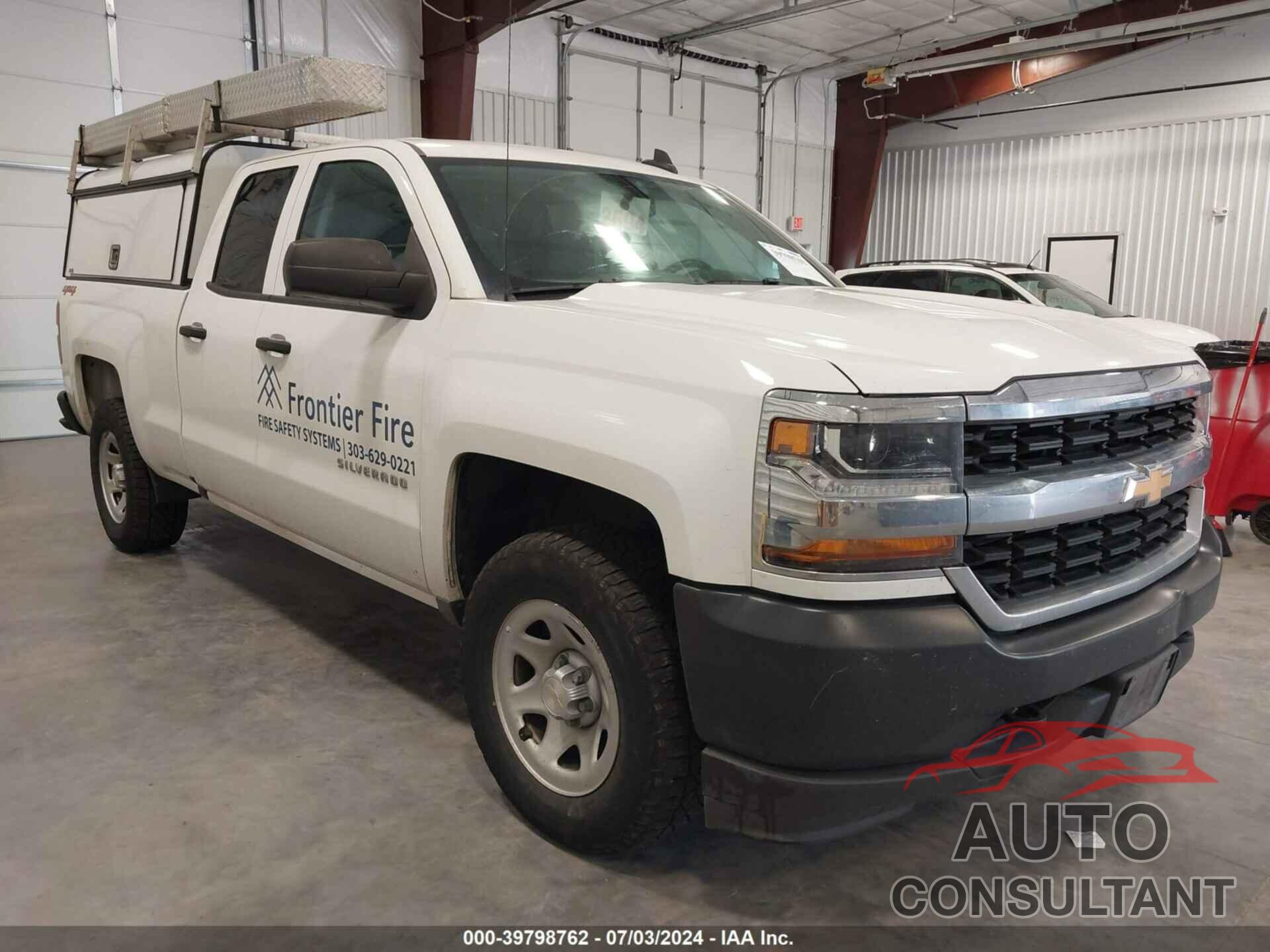 CHEVROLET SILVERADO 1500 LD 2019 - 2GCVKNEC6K1236157