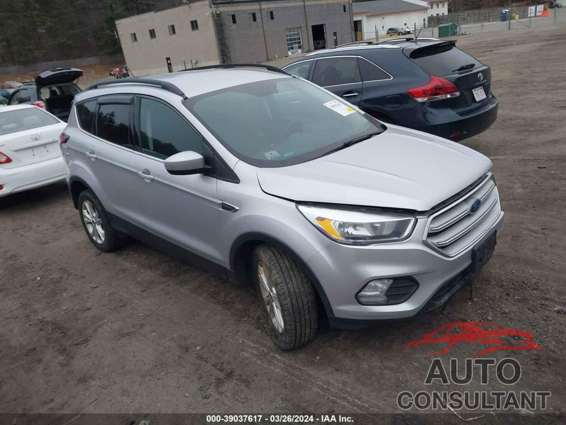 FORD ESCAPE 2018 - 1FMCU9GD8JUA58281