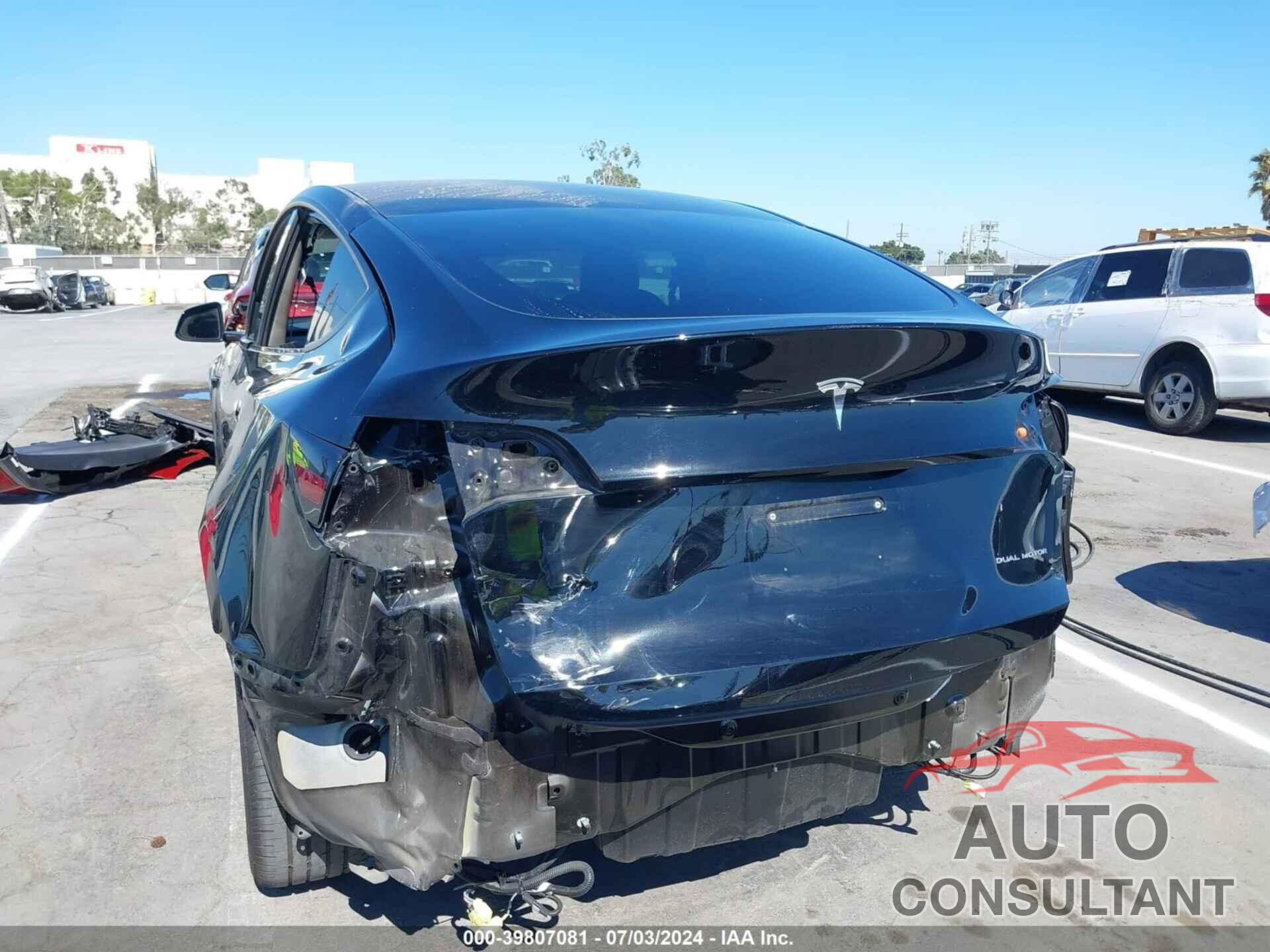 TESLA MODEL Y 2022 - 7SAYGDEE7NF514224