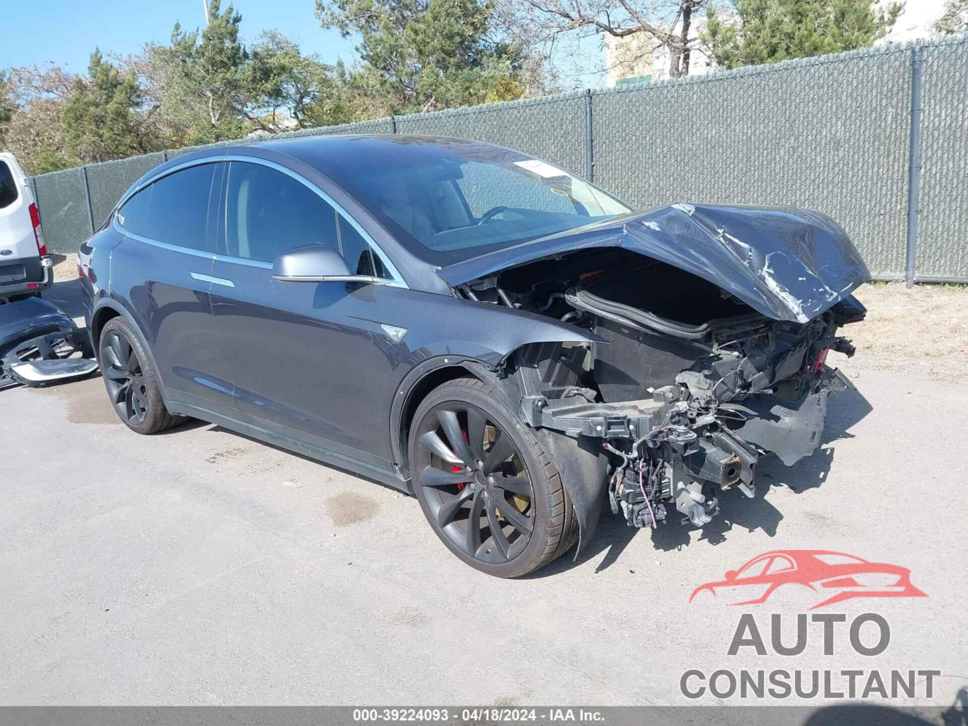 TESLA MODEL X 2016 - 5YJXCBE4XGF000242