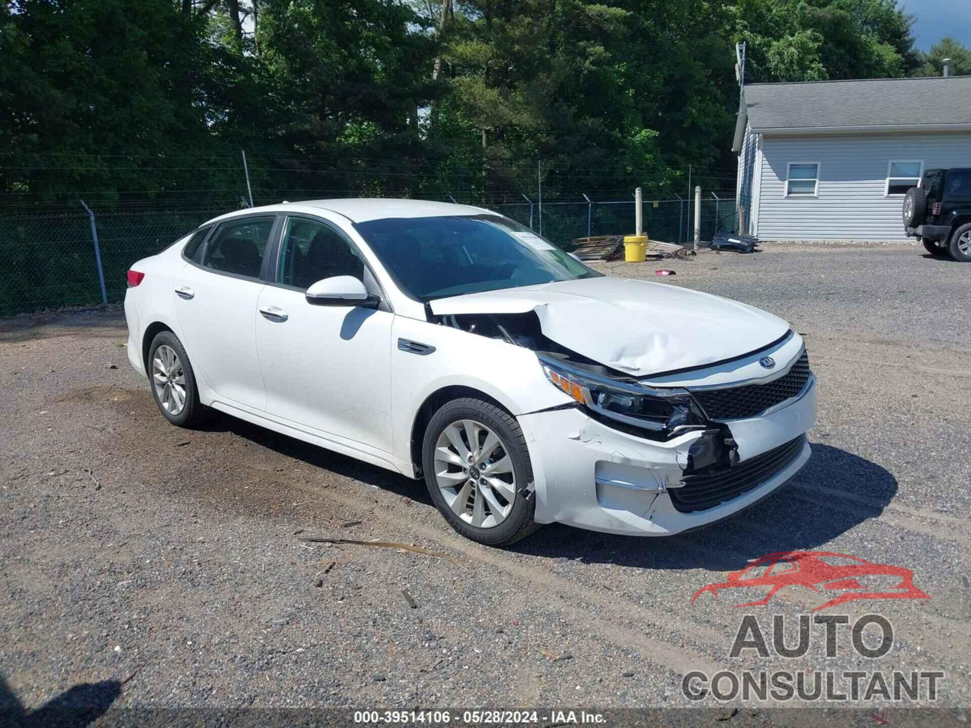 KIA OPTIMA 2018 - 5XXGT4L33JG256135