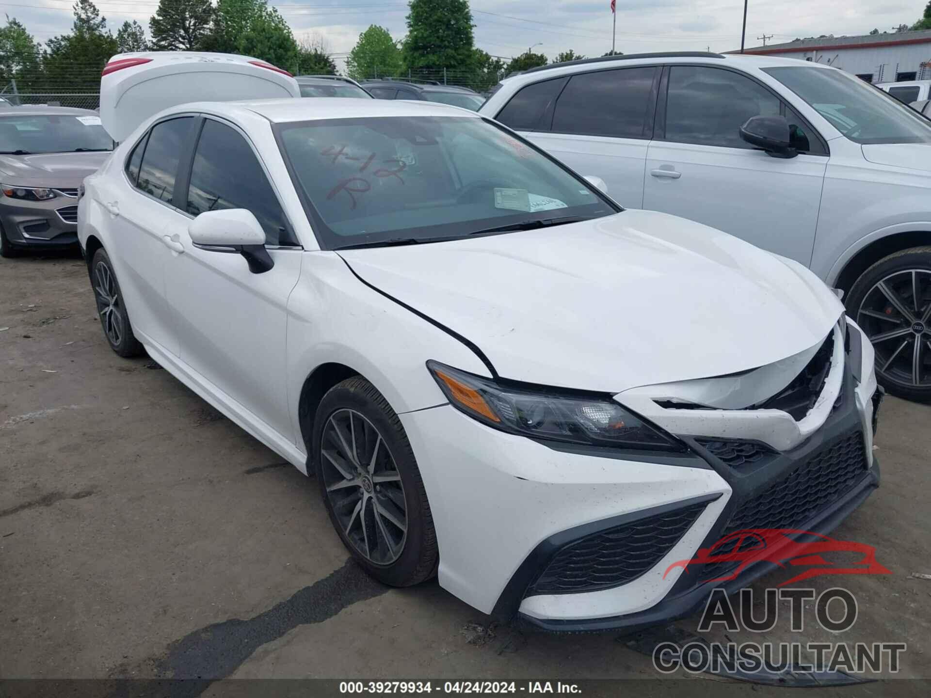 TOYOTA CAMRY 2023 - 4T1G11AK5PU760621