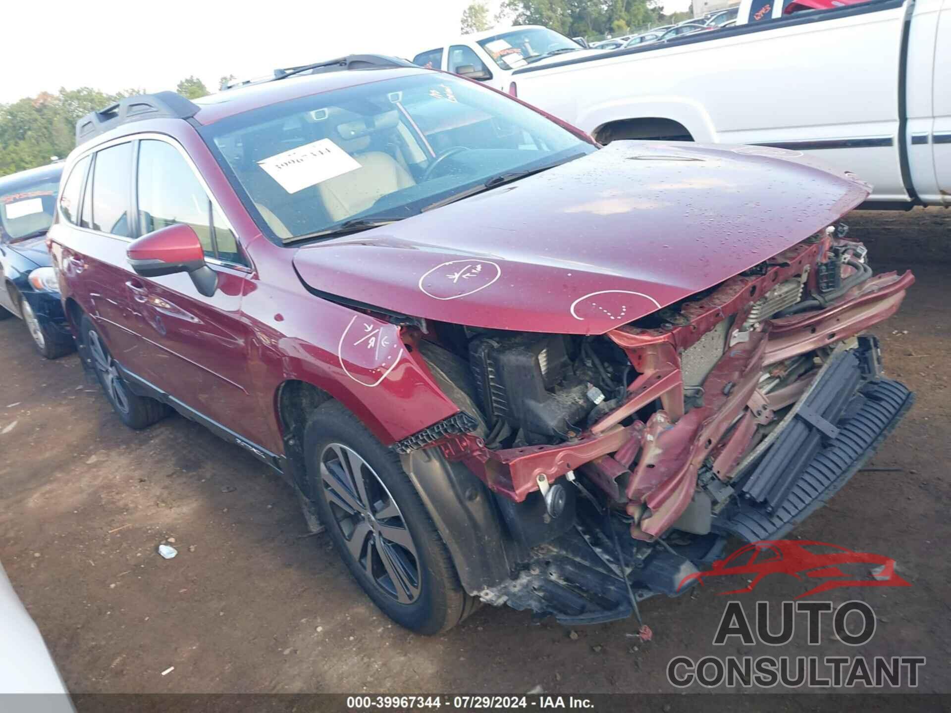 SUBARU OUTBACK 2018 - 4S4BSANC2J3248564