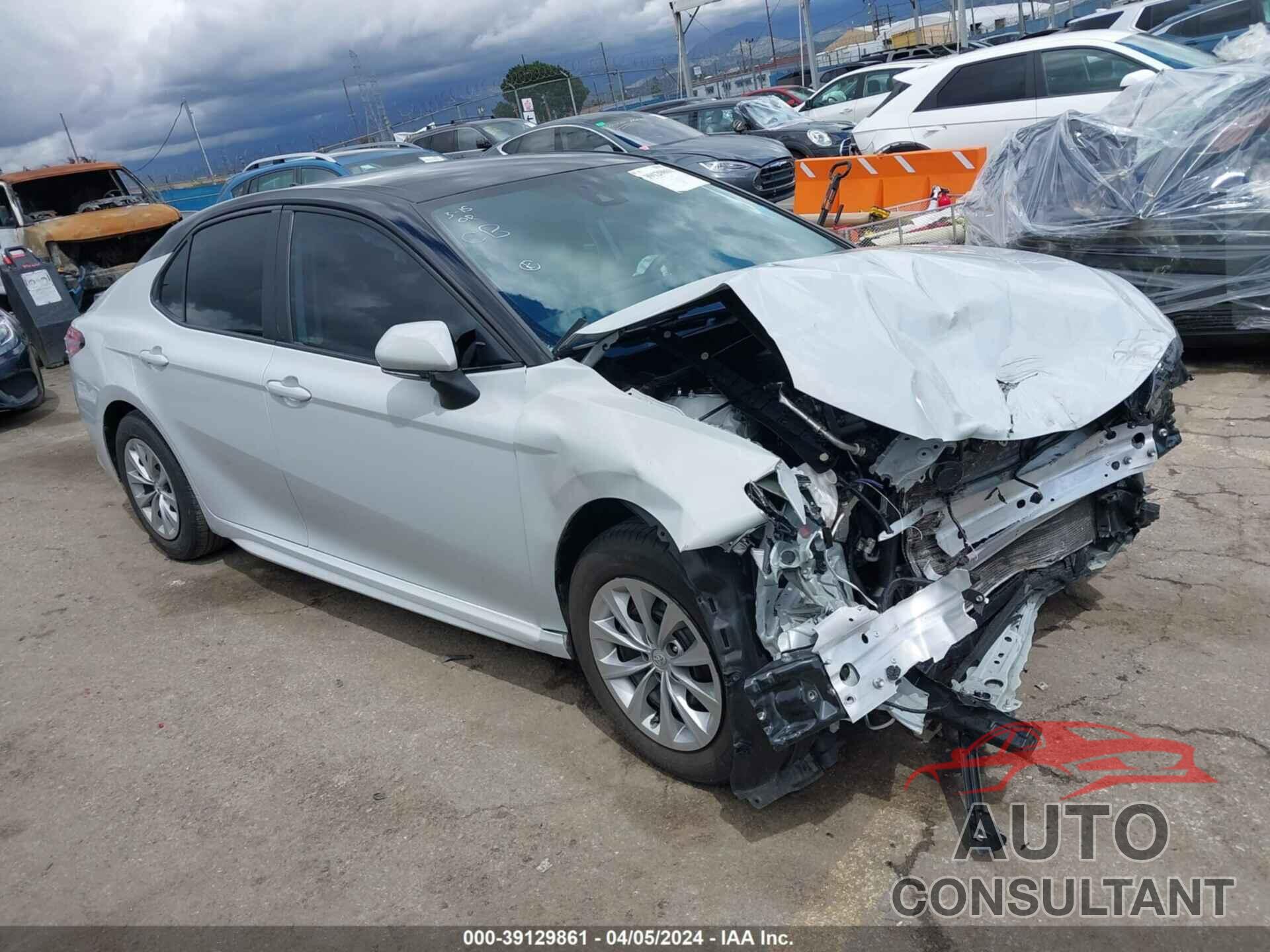 TOYOTA CAMRY 2023 - 4T1G11AK5PU133174