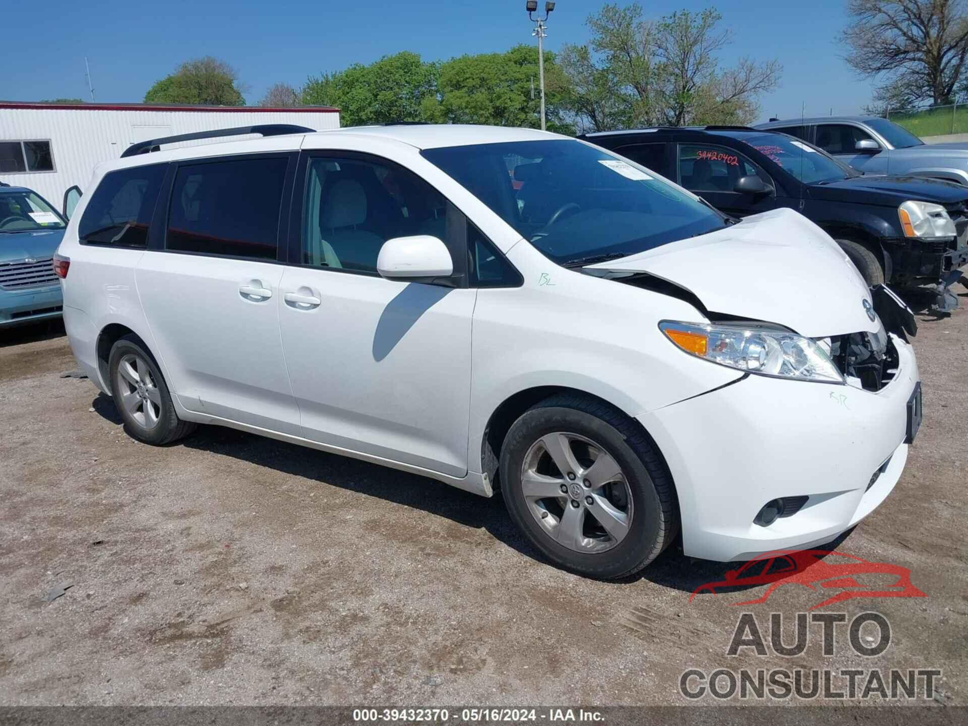 TOYOTA SIENNA 2016 - 5TDKK3DCXGS710846