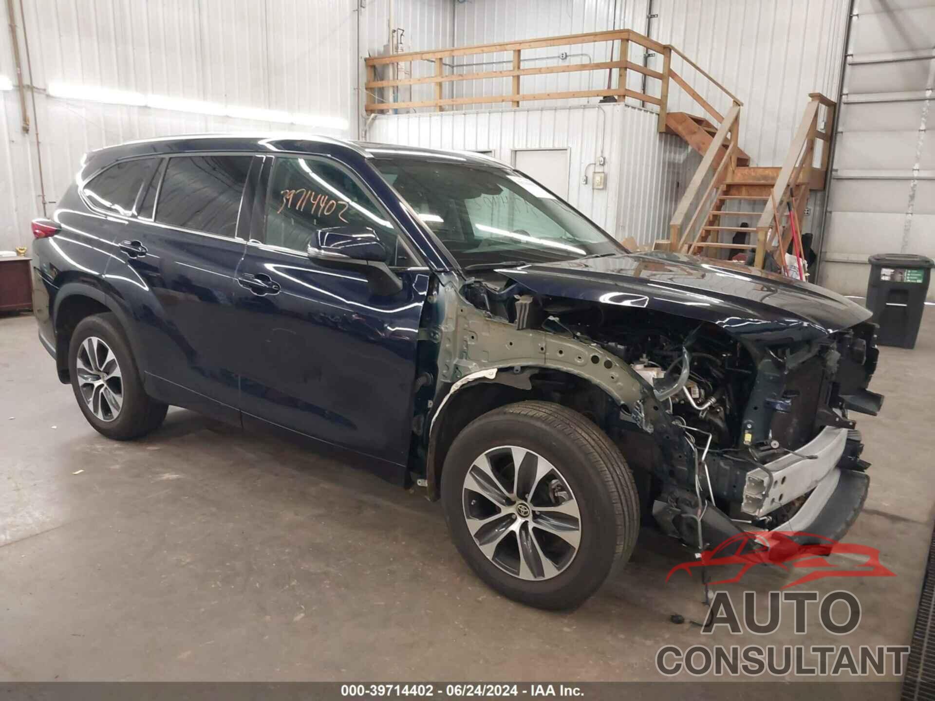 TOYOTA HIGHLANDER 2021 - 5TDGZRBH2MS073062