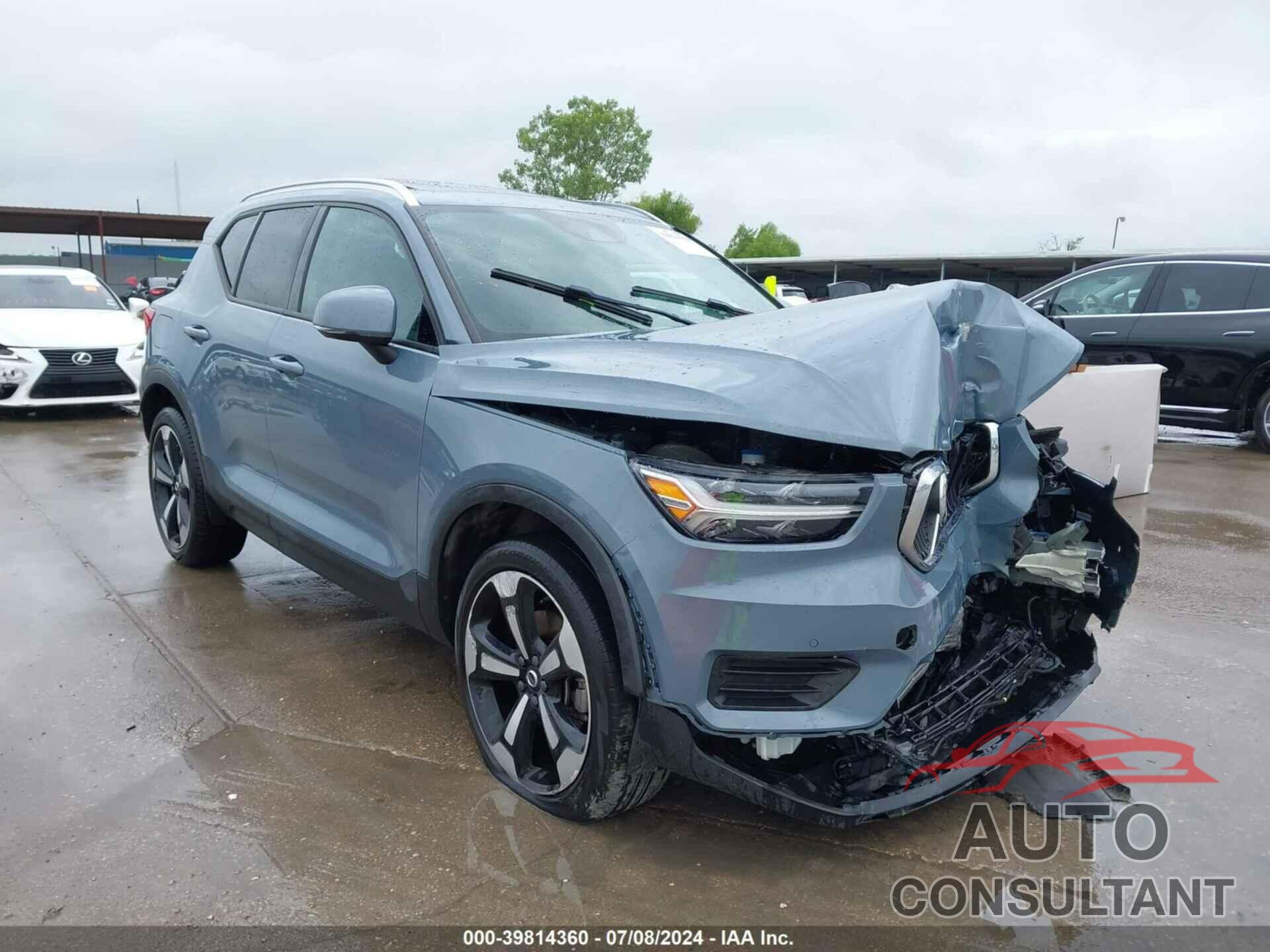 VOLVO XC40 2020 - YV4AC2HK8L2272136