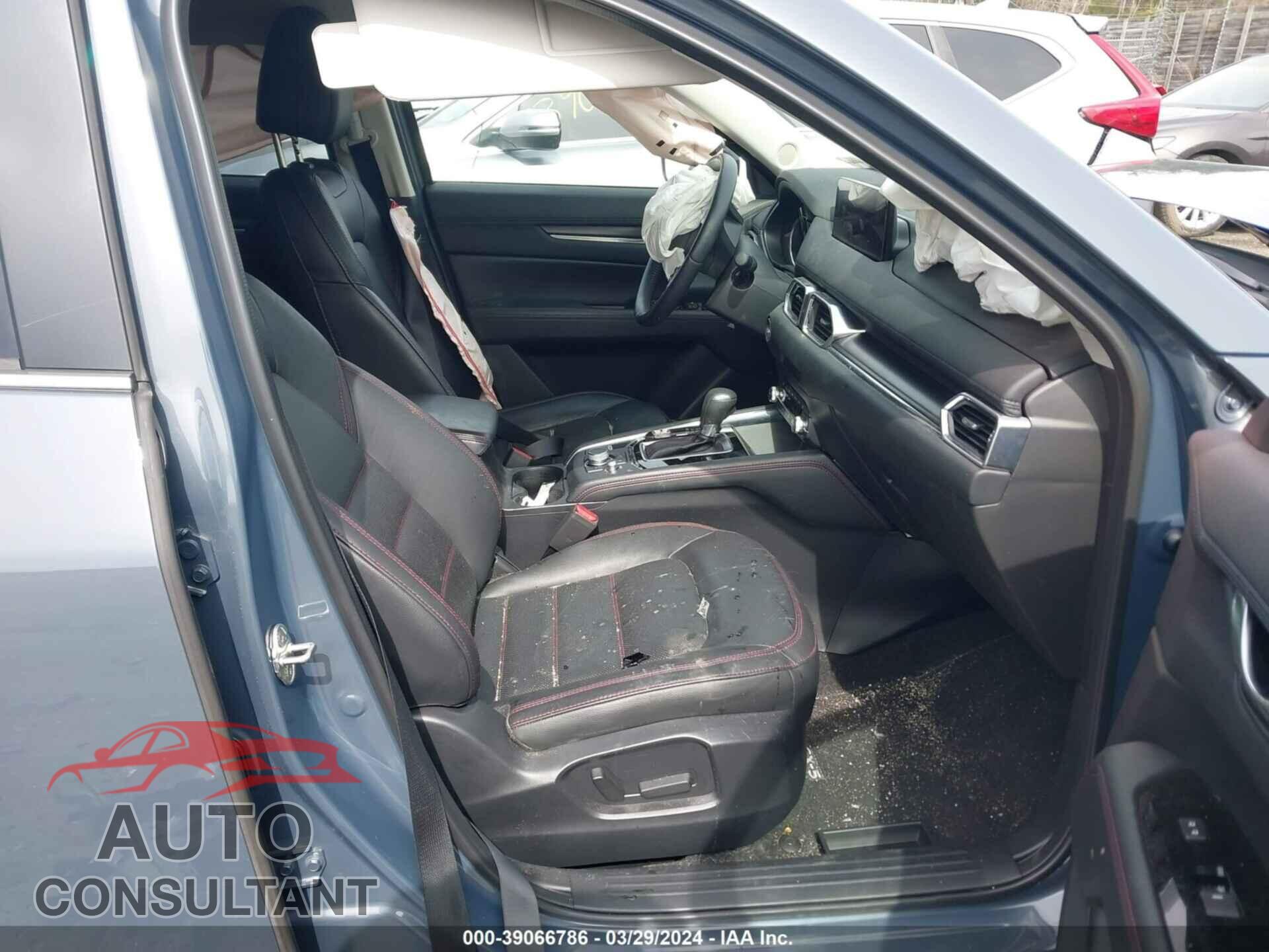 MAZDA CX-5 2023 - JM3KFBCMXP0136185