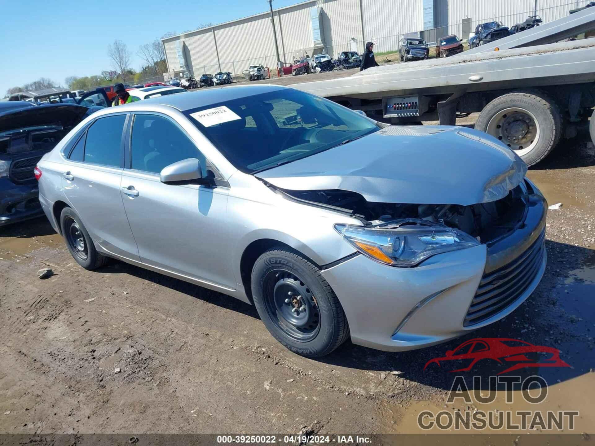 TOYOTA CAMRY 2016 - 4T4BF1FK3GR581293