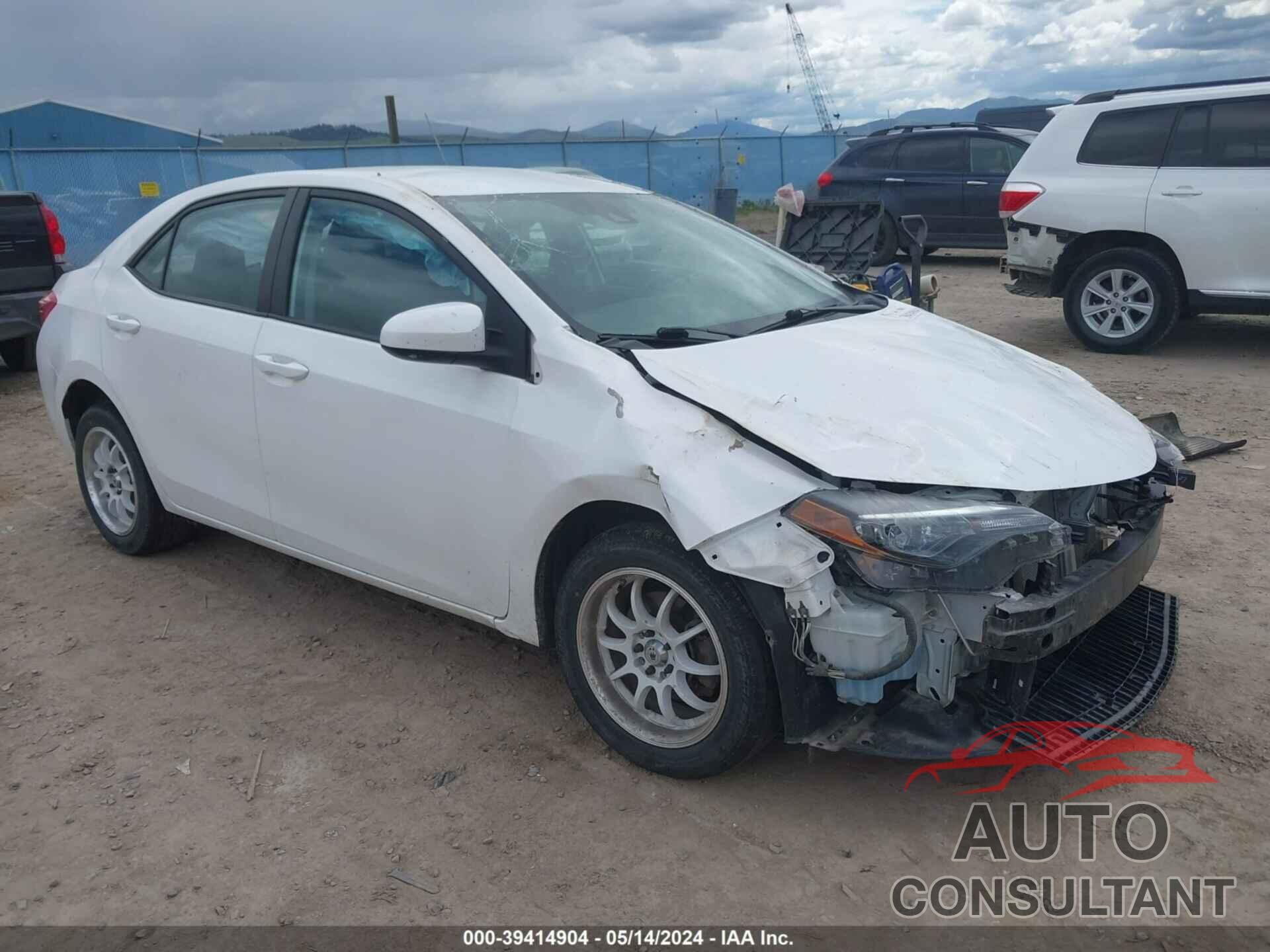 TOYOTA COROLLA 2018 - 2T1BURHE7JC089574