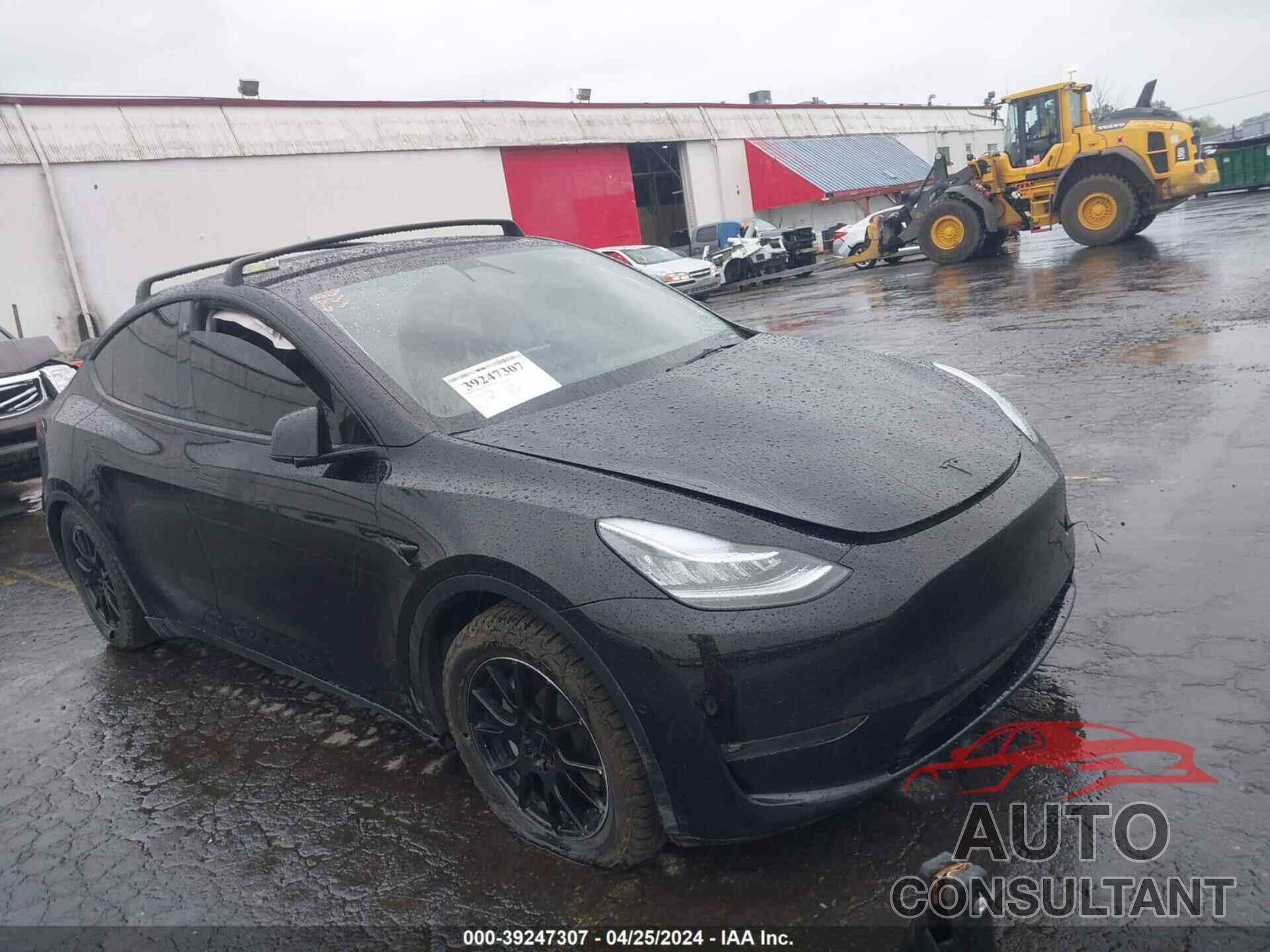 TESLA MODEL Y 2022 - 7SAYGAEE0NF340835