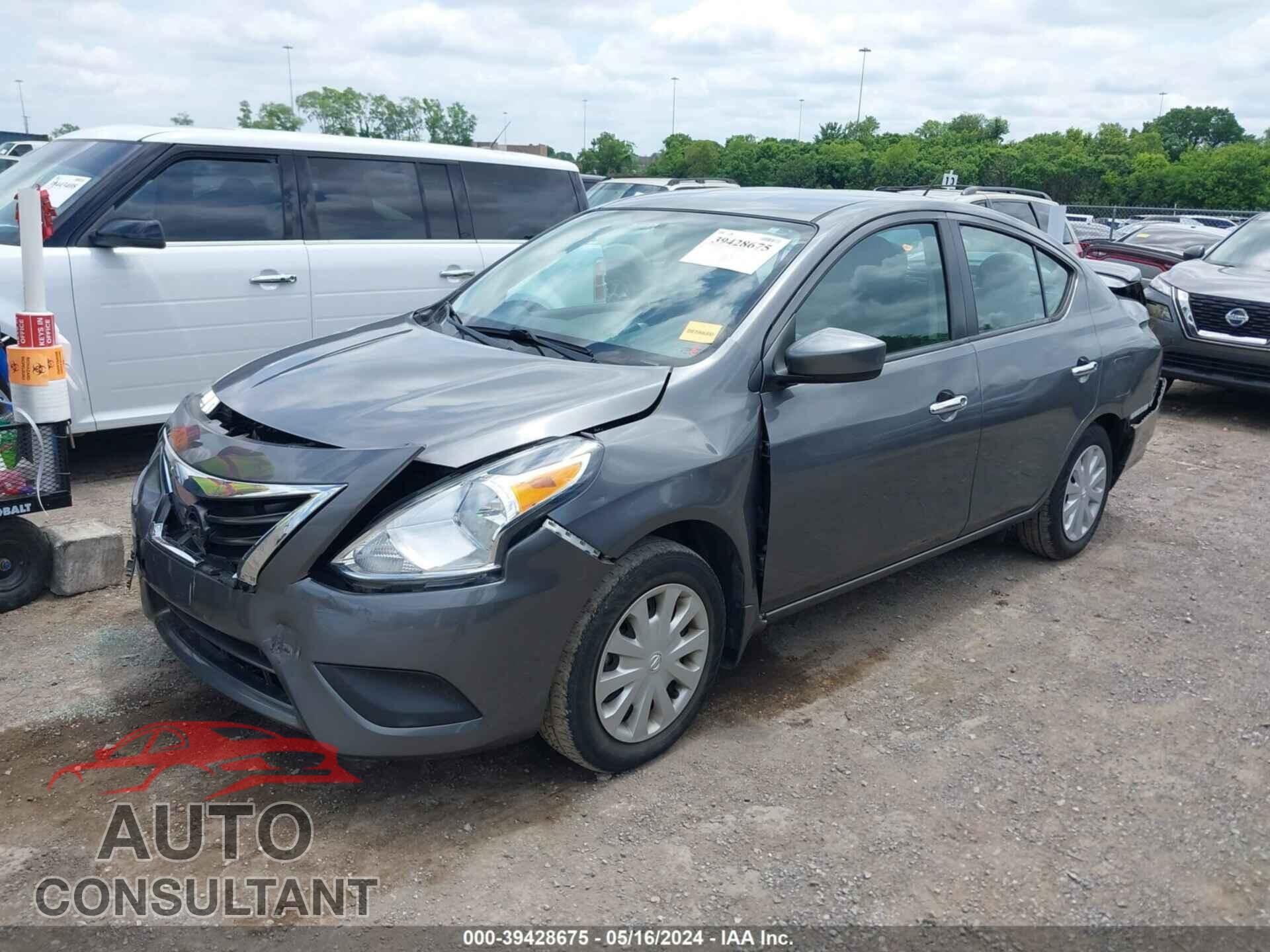 NISSAN VERSA 2017 - 3N1CN7AP3HL850886