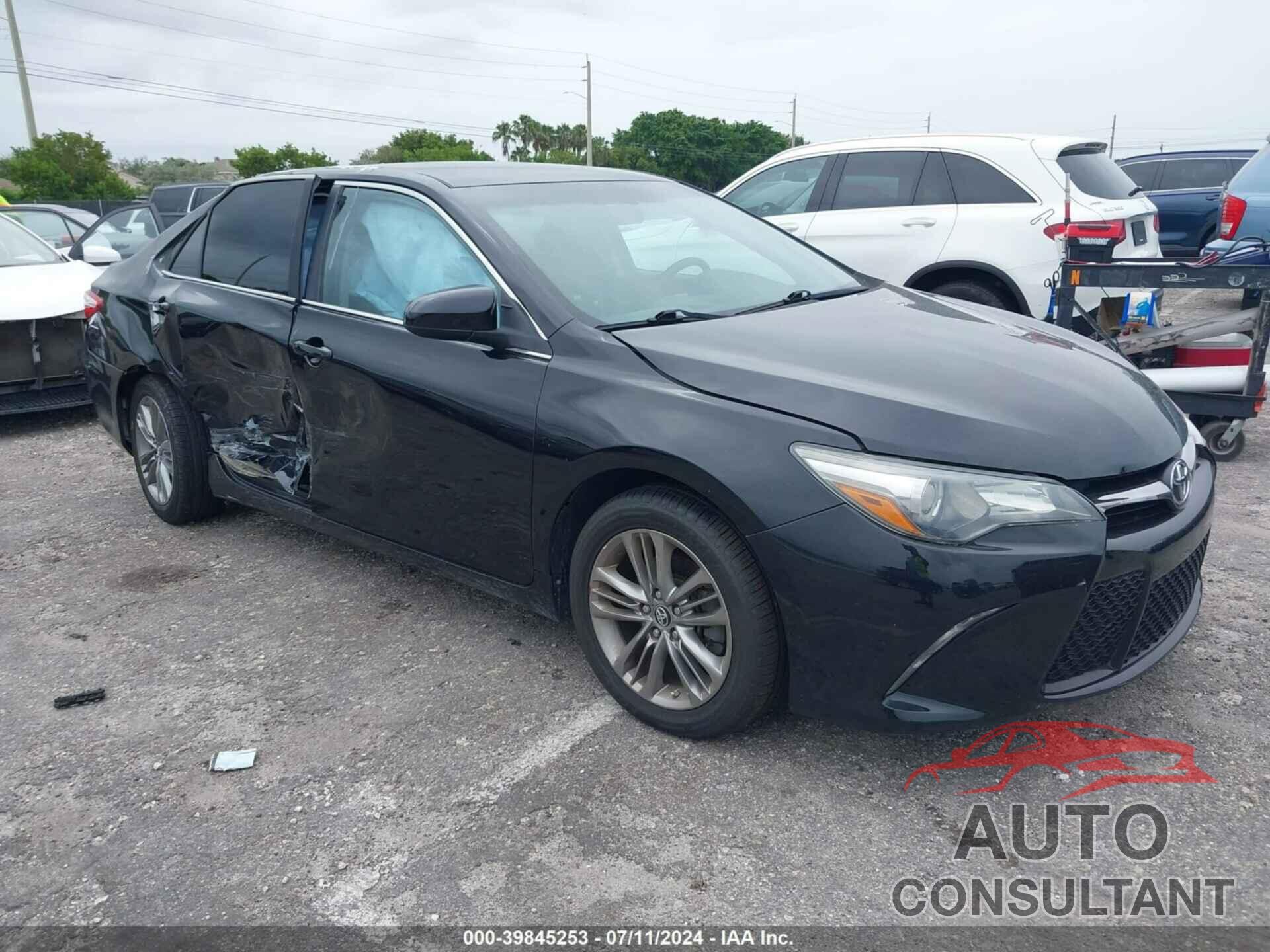TOYOTA CAMRY 2016 - 4T1BF1FK2GU584311