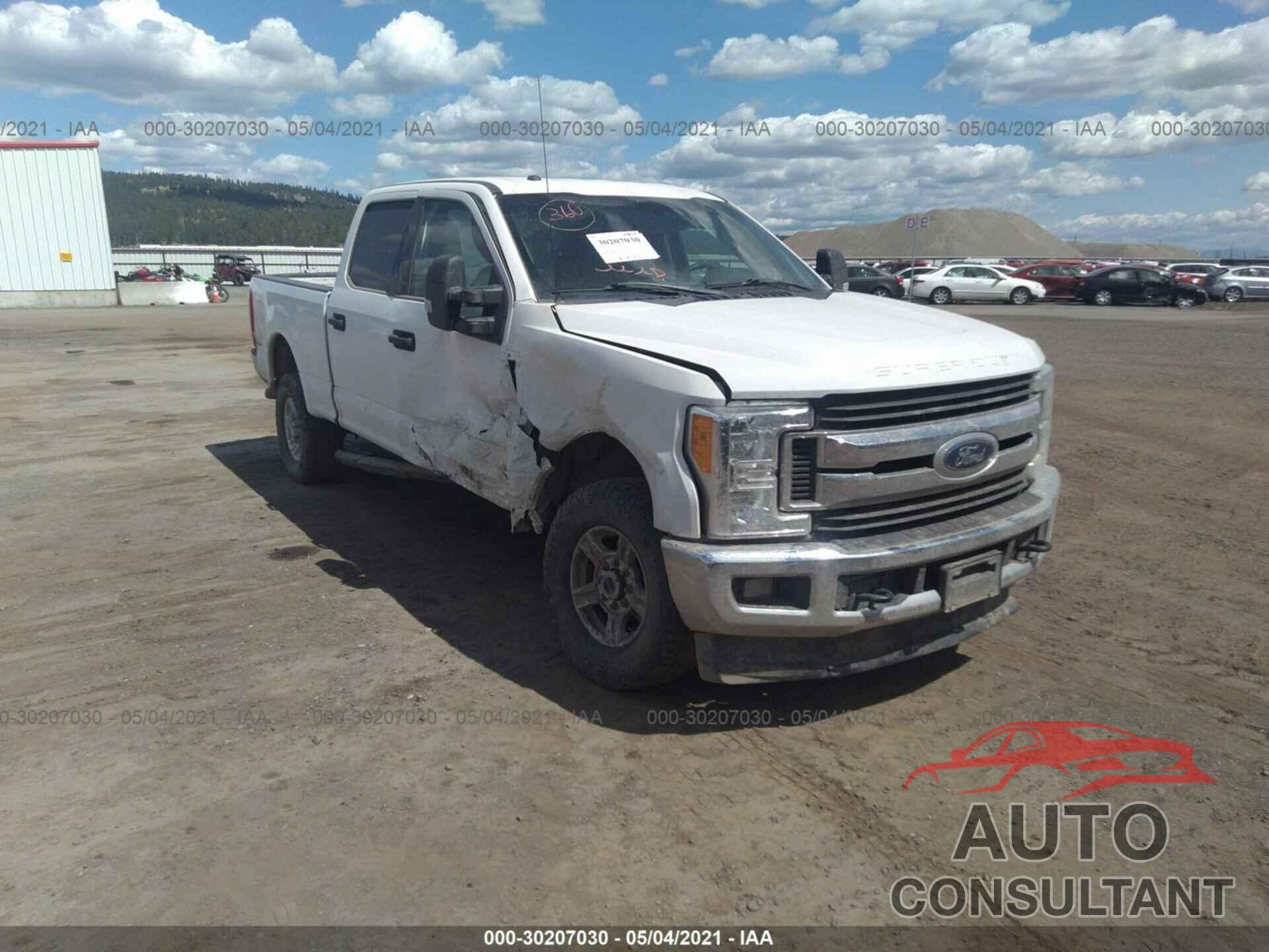 FORD SUPER DUTY F-250 SRW 2017 - 1FT7W2B67HEC16646