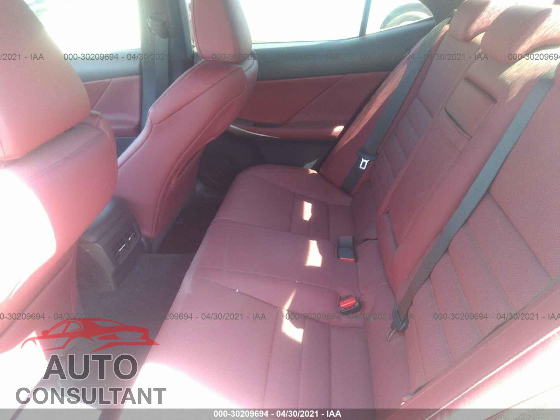 LEXUS IS 2019 - JTHBA1D26K5092047