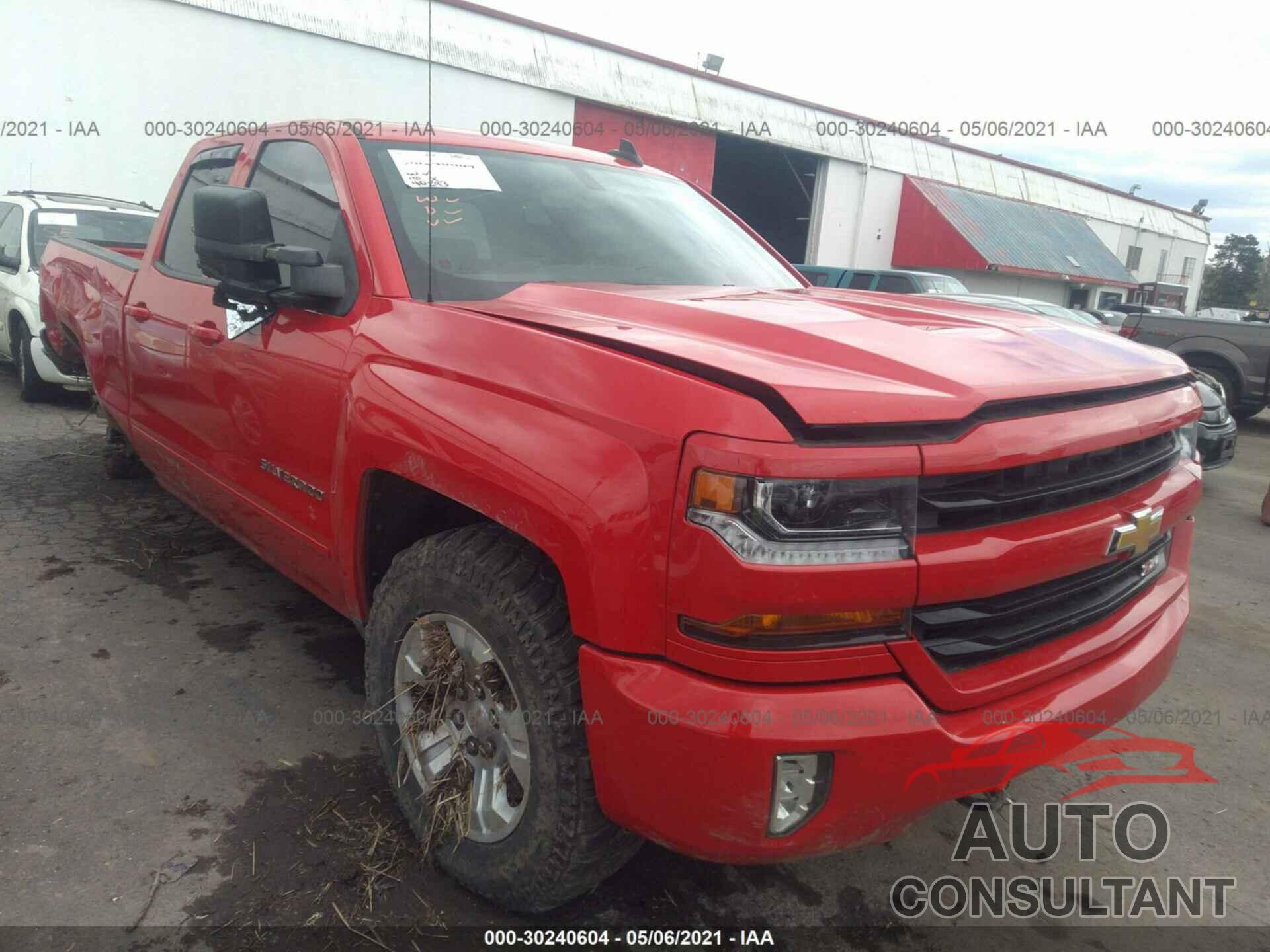 CHEVROLET SILVERADO 1500 2018 - 1GCVKREC1JZ223460