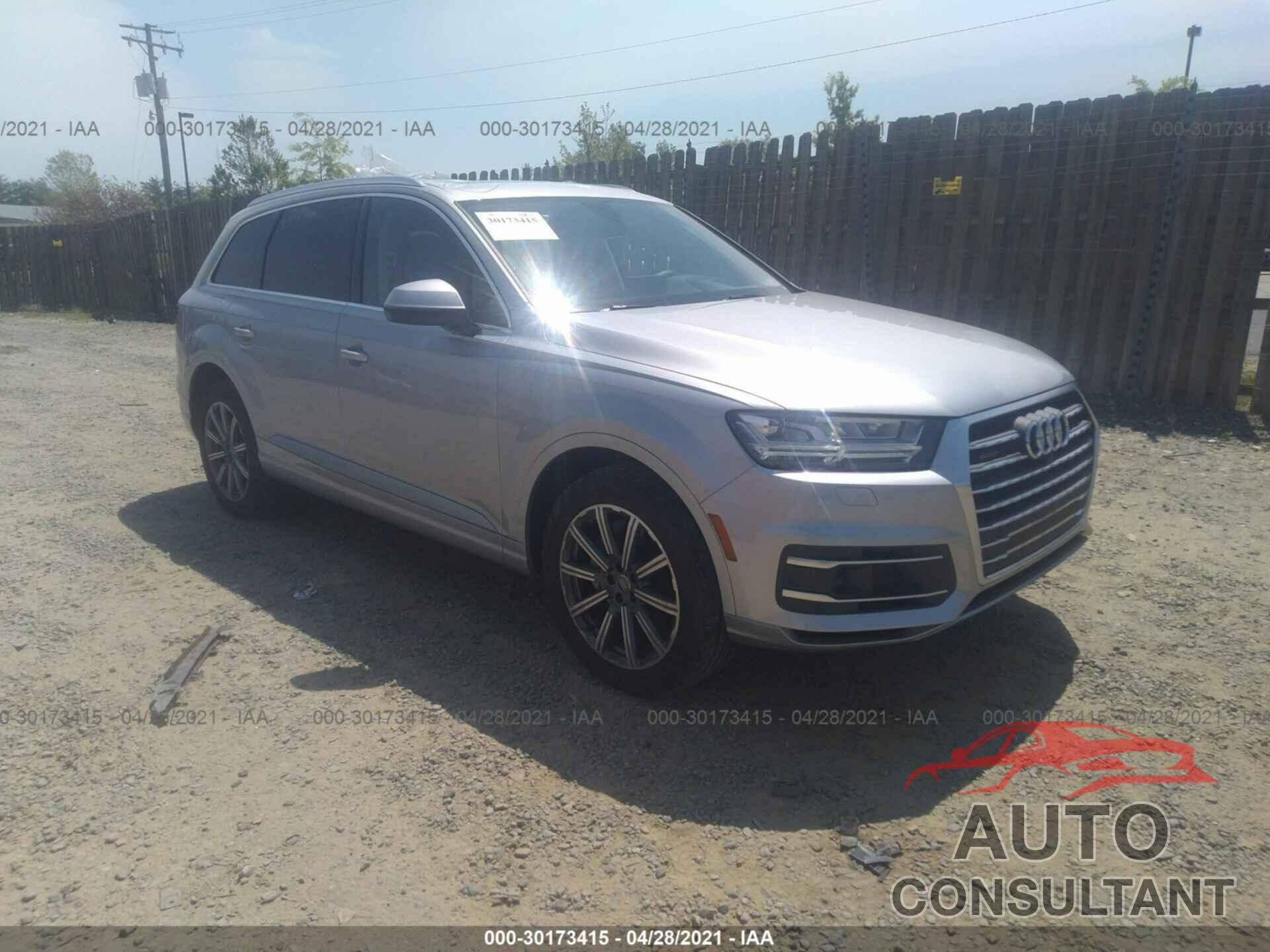 AUDI Q7 2018 - WA1VAAF77JD053571