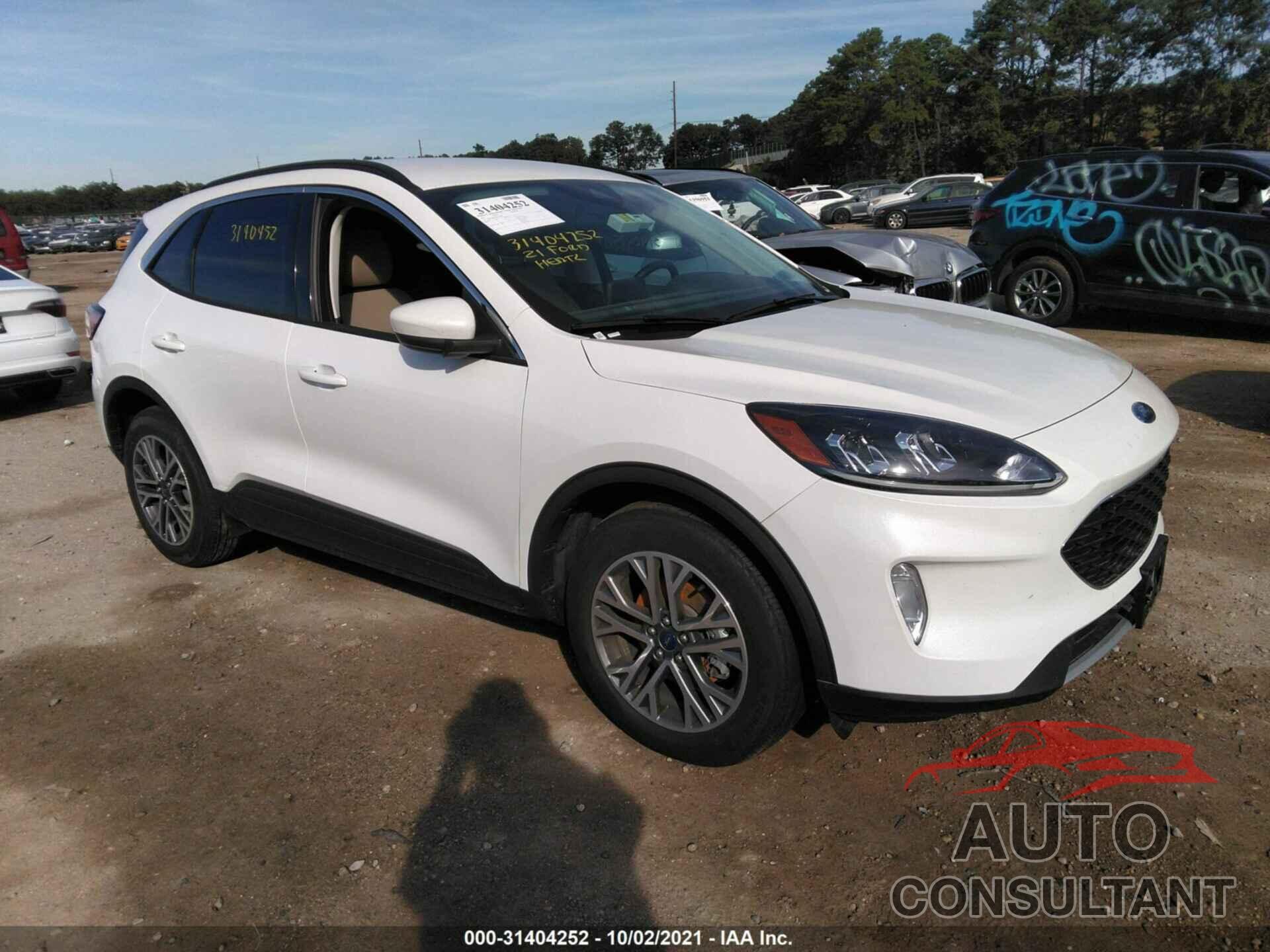 FORD ESCAPE 2021 - 1FMCU9H6XMUA65625
