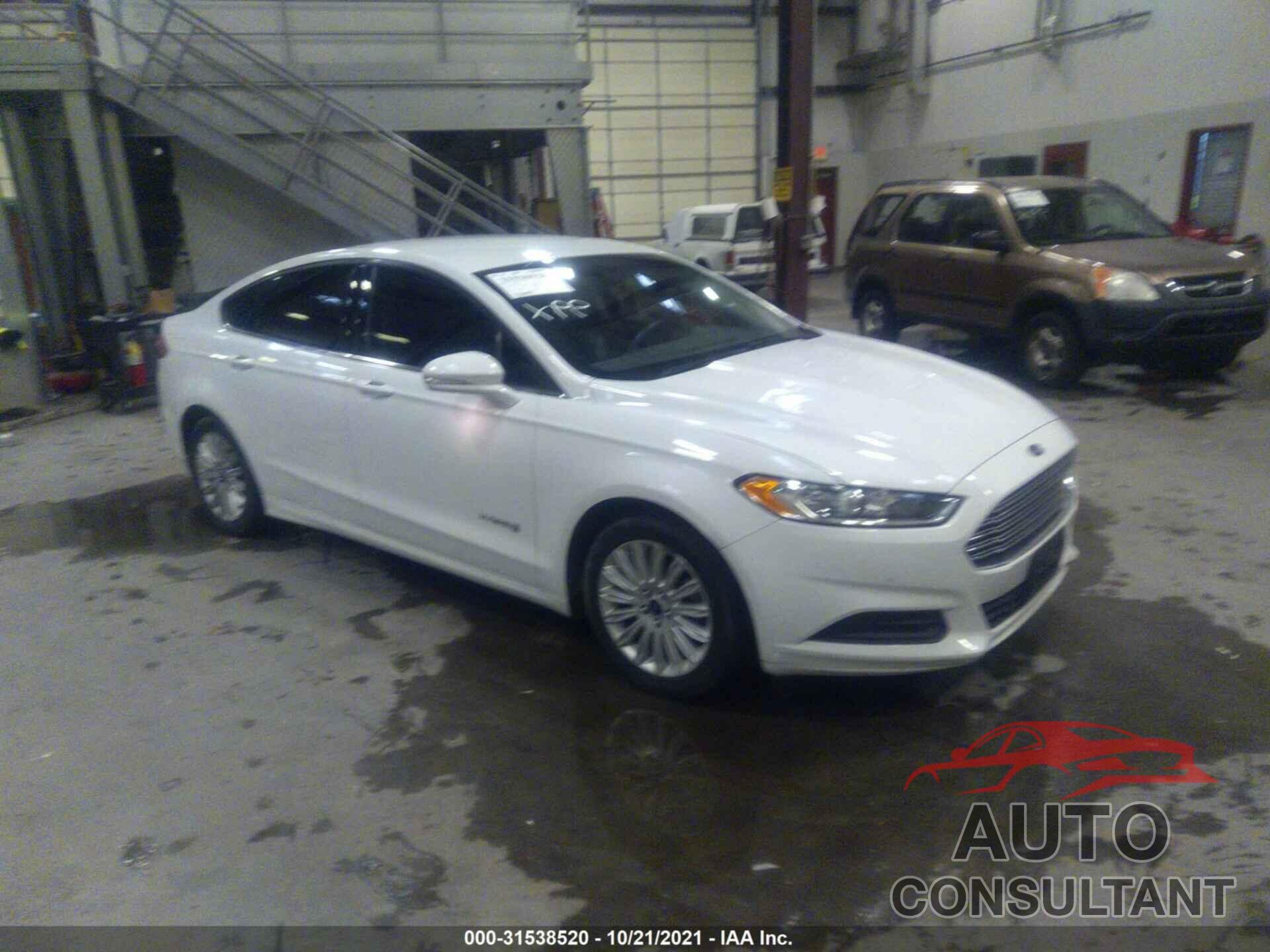 FORD FUSION 2016 - 3FA6P0LU9GR389192