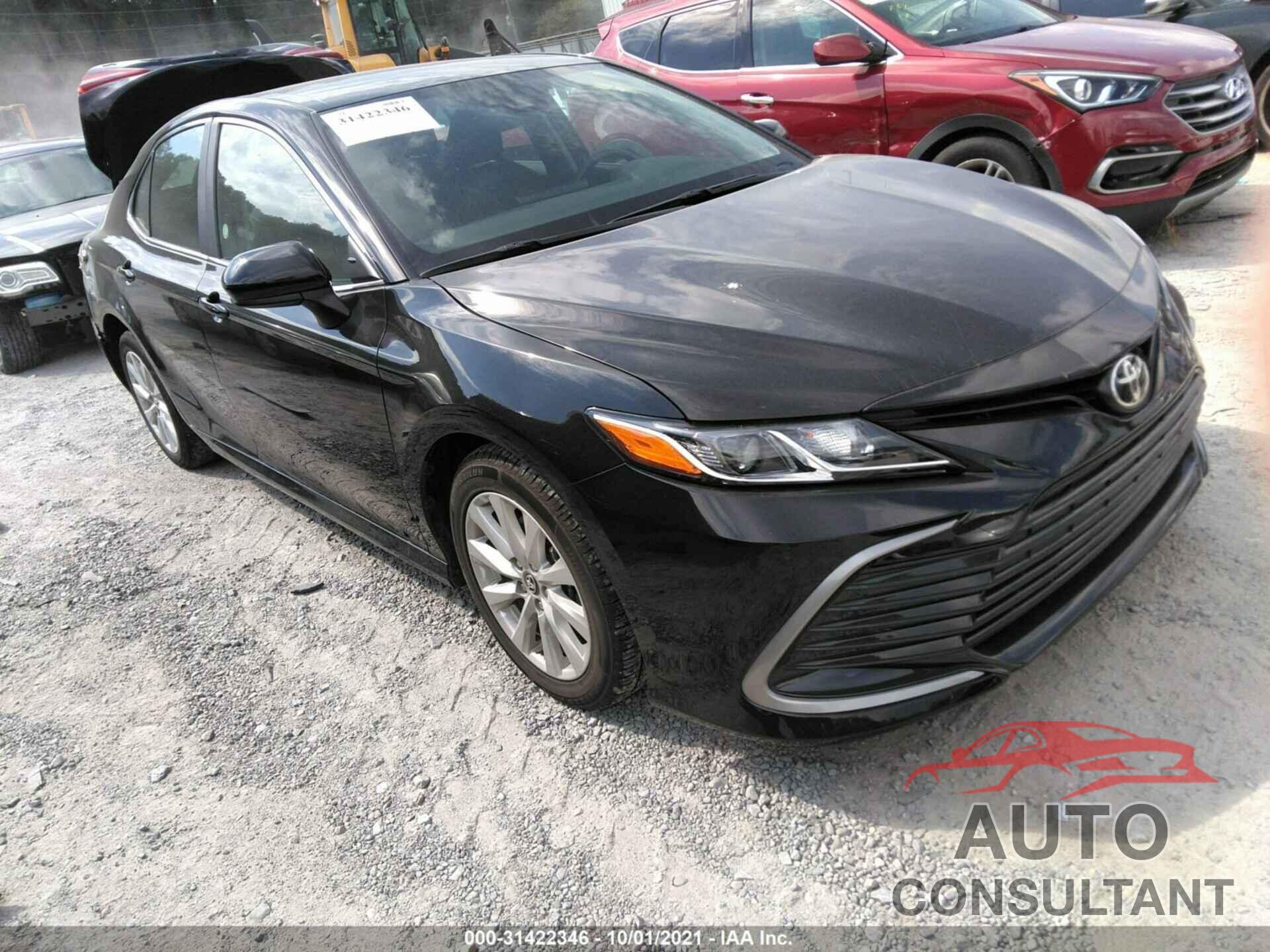 TOYOTA CAMRY 2021 - 4T1C11AK7MU453560