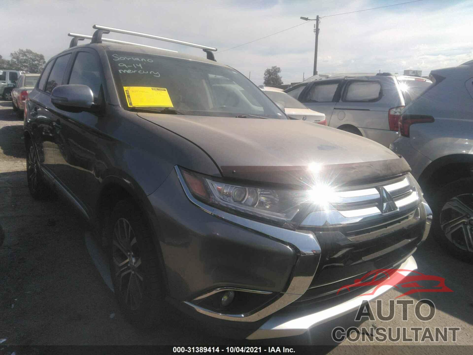 MITSUBISHI OUTLANDER 2018 - JA4AD3A30JJ001335