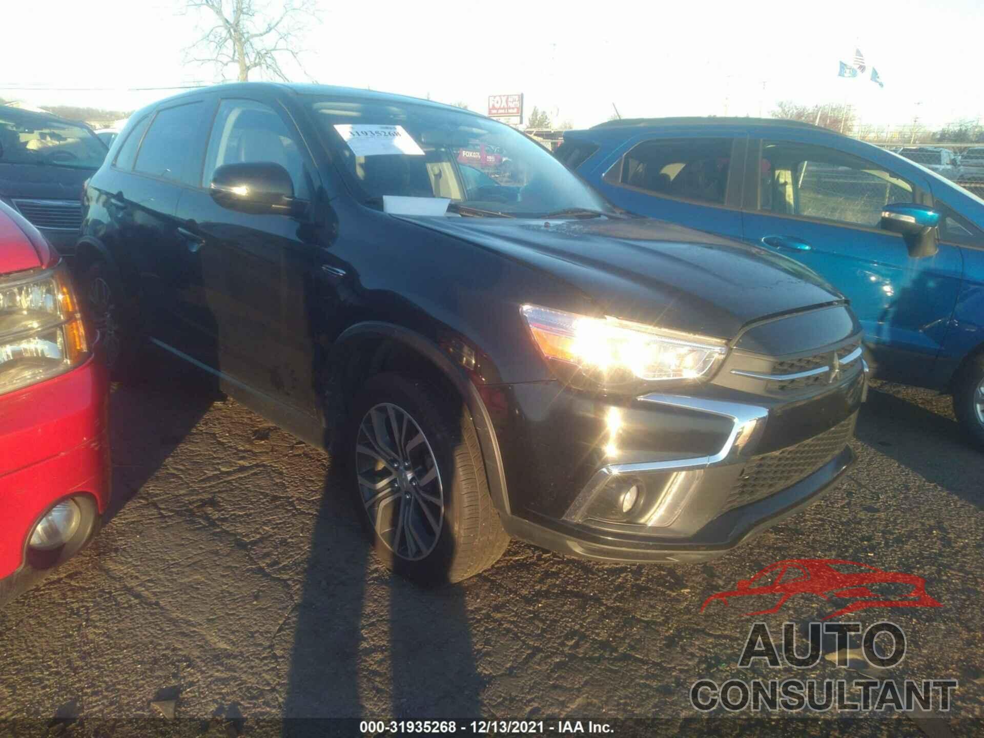 MITSUBISHI OUTLANDER SPORT 2018 - JA4AR3AW3JU015370