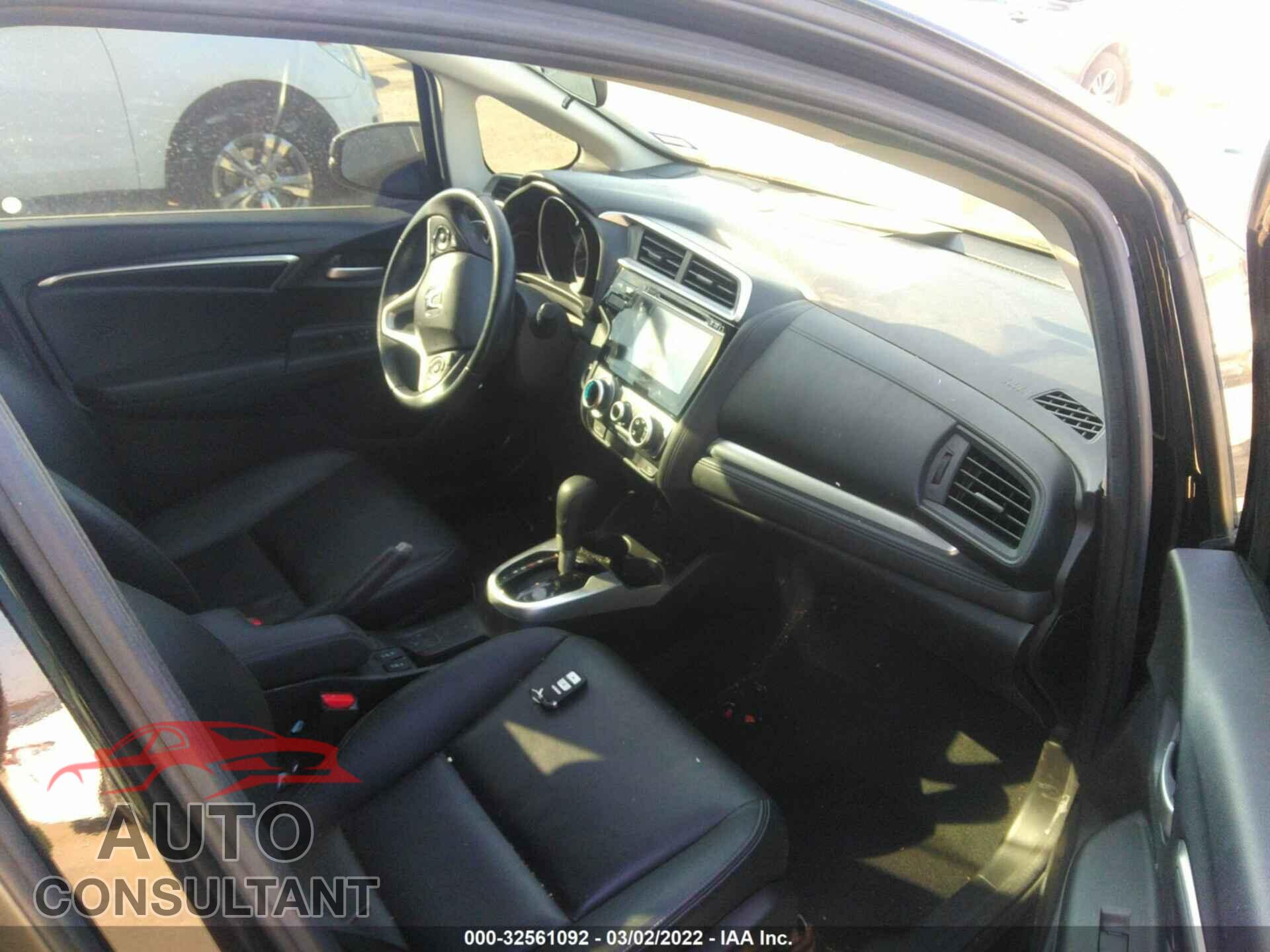 HONDA FIT 2017 - JHMGK5H95HS015584